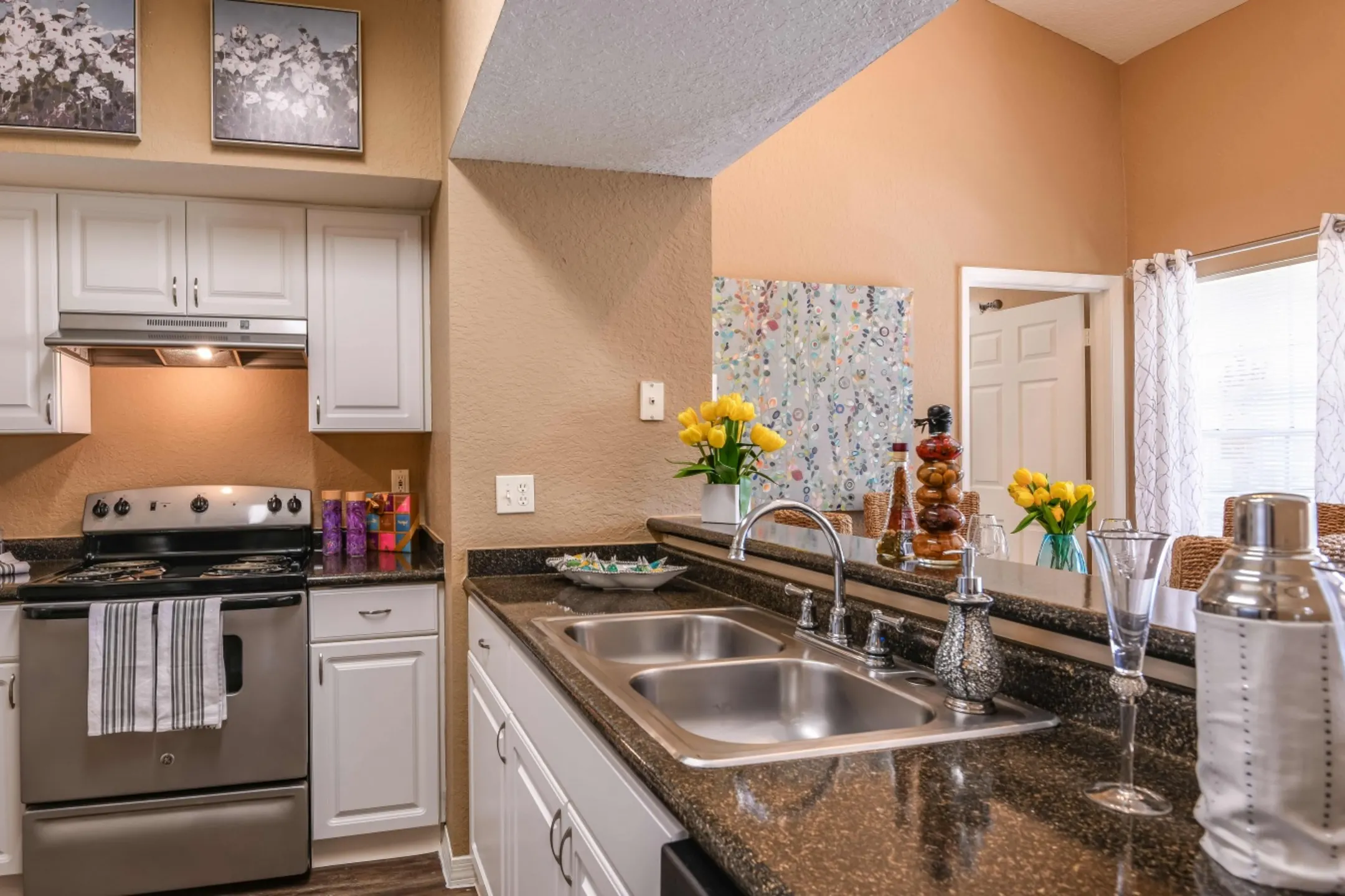 Park Central 5009 Park Central Dr Orlando, FL Apartments for Rent