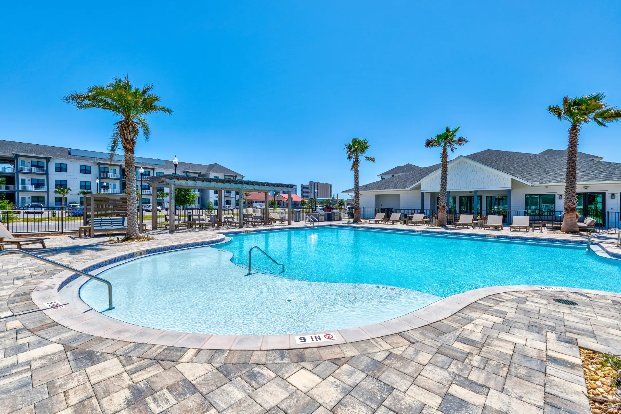 The Charles Apartments - Destin, FL 32541