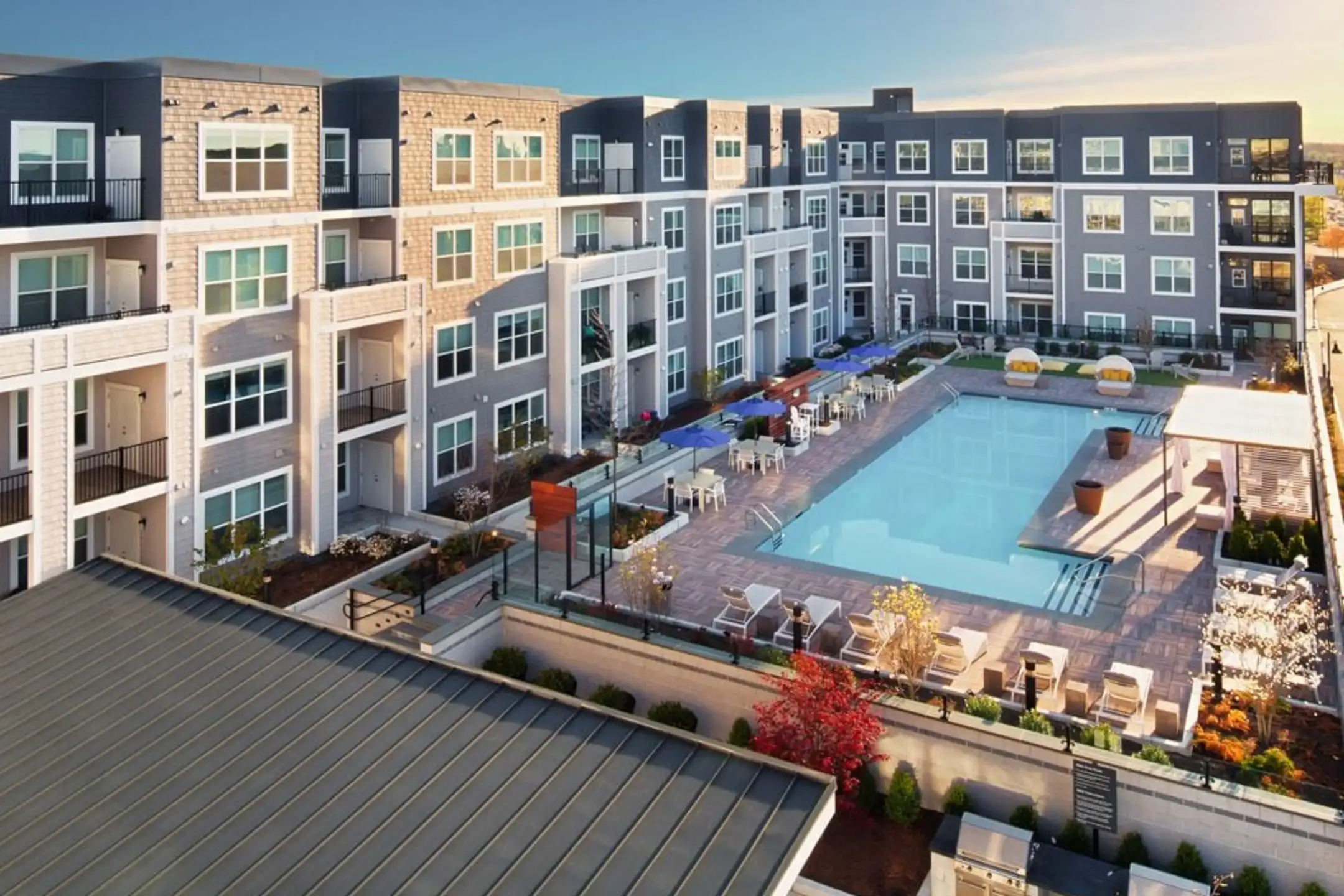 Pool - Avalon Residences at The Hingham Shipyard - Hingham, MA
