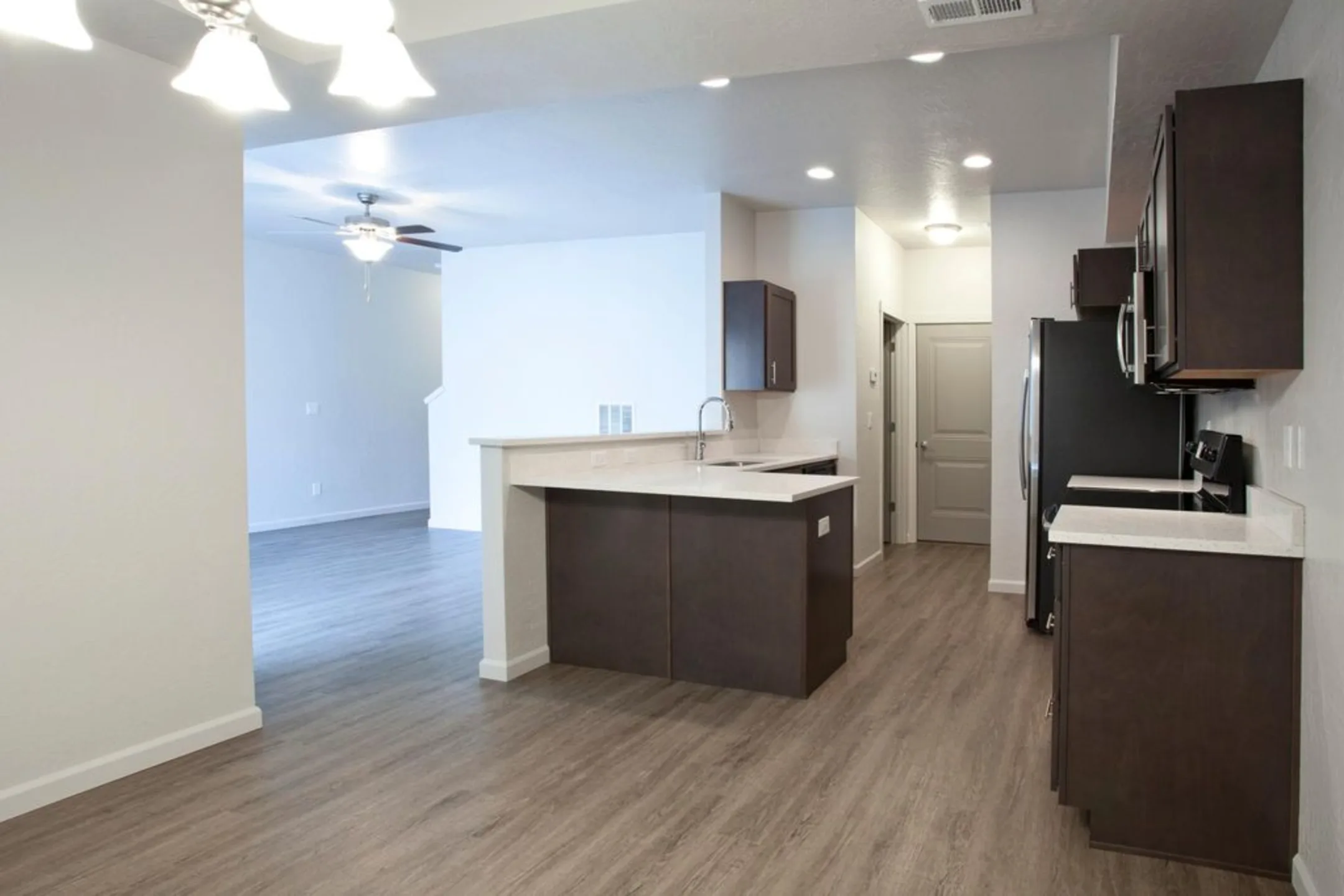 Orchard Land Duplexes N Sherwood Dr Coeur D Alene, ID Duplexs for