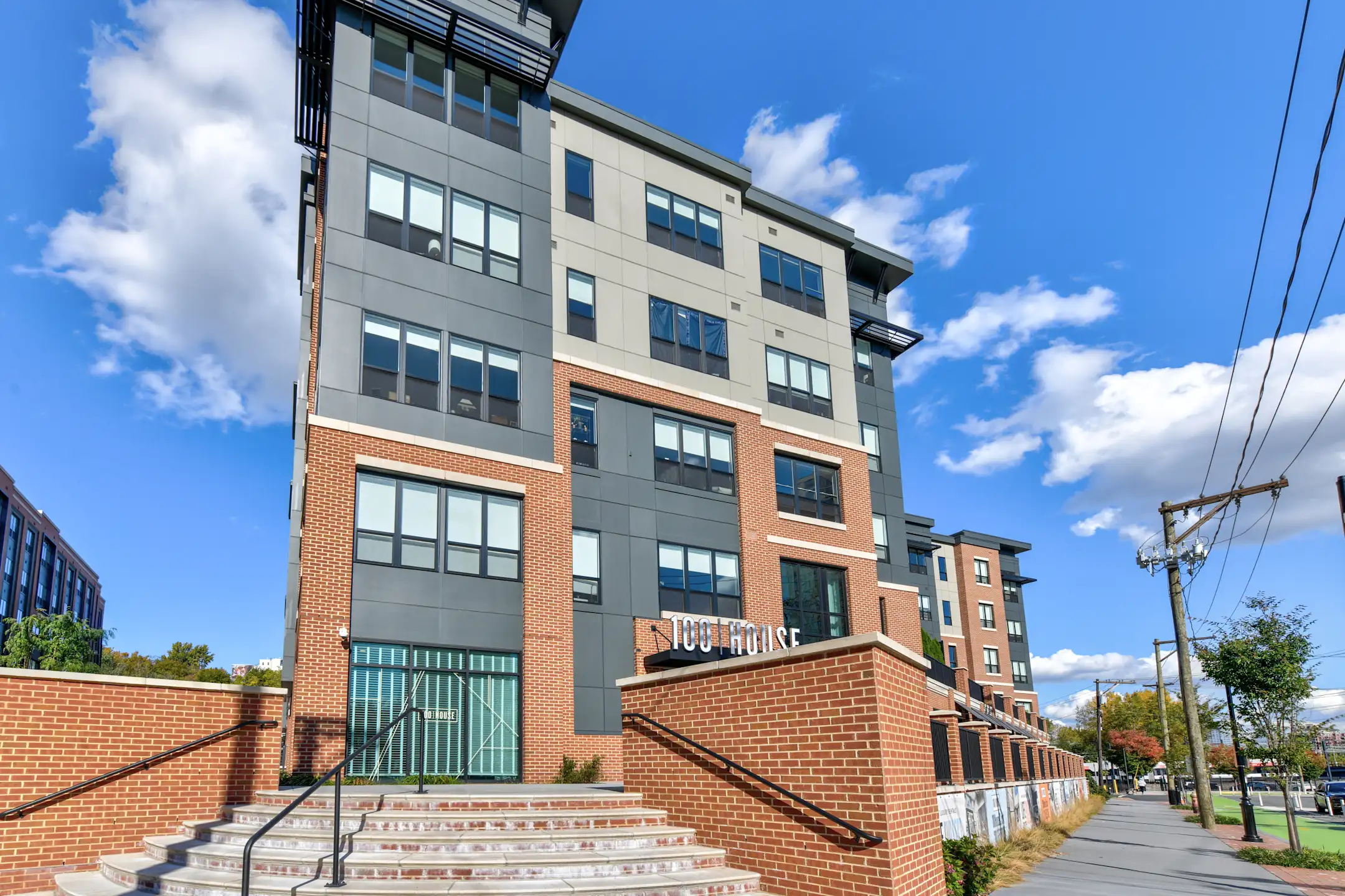 Building - 100 House - Jersey City, NJ