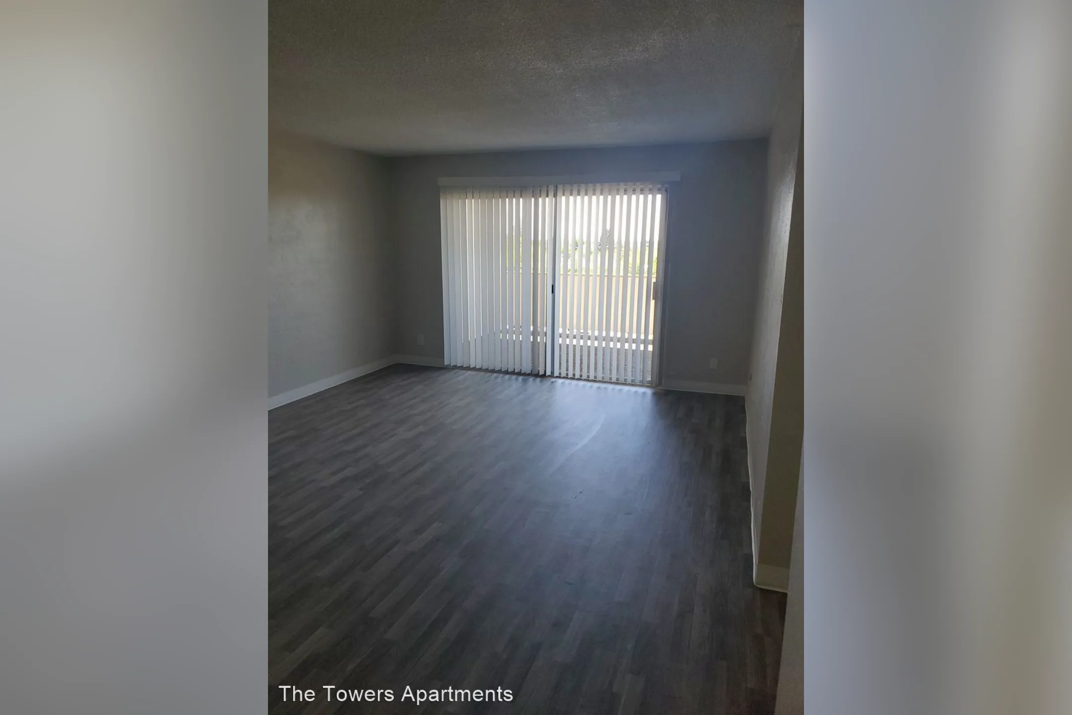 Living Room - The Towers - Albuquerque, NM