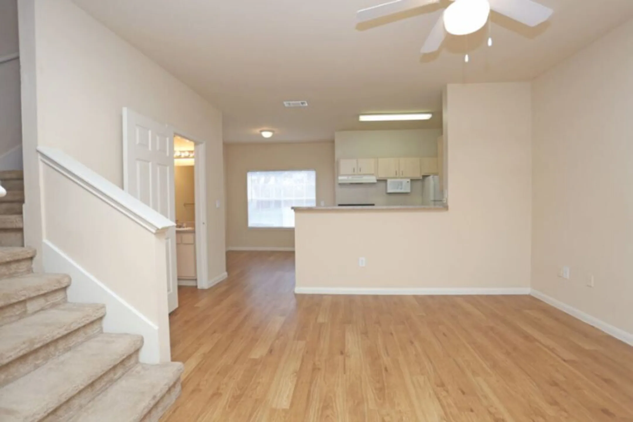 Park At Clear Creek 111 Clear Creek St Hempstead, TX Townhomes for