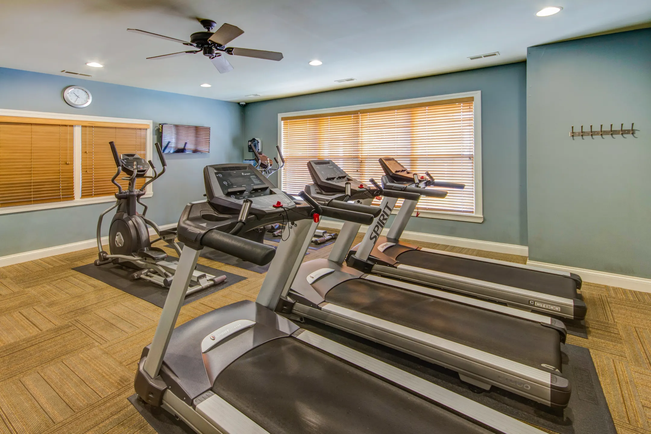 Fitness Weight Room - Aspen Pines - Newport, KY