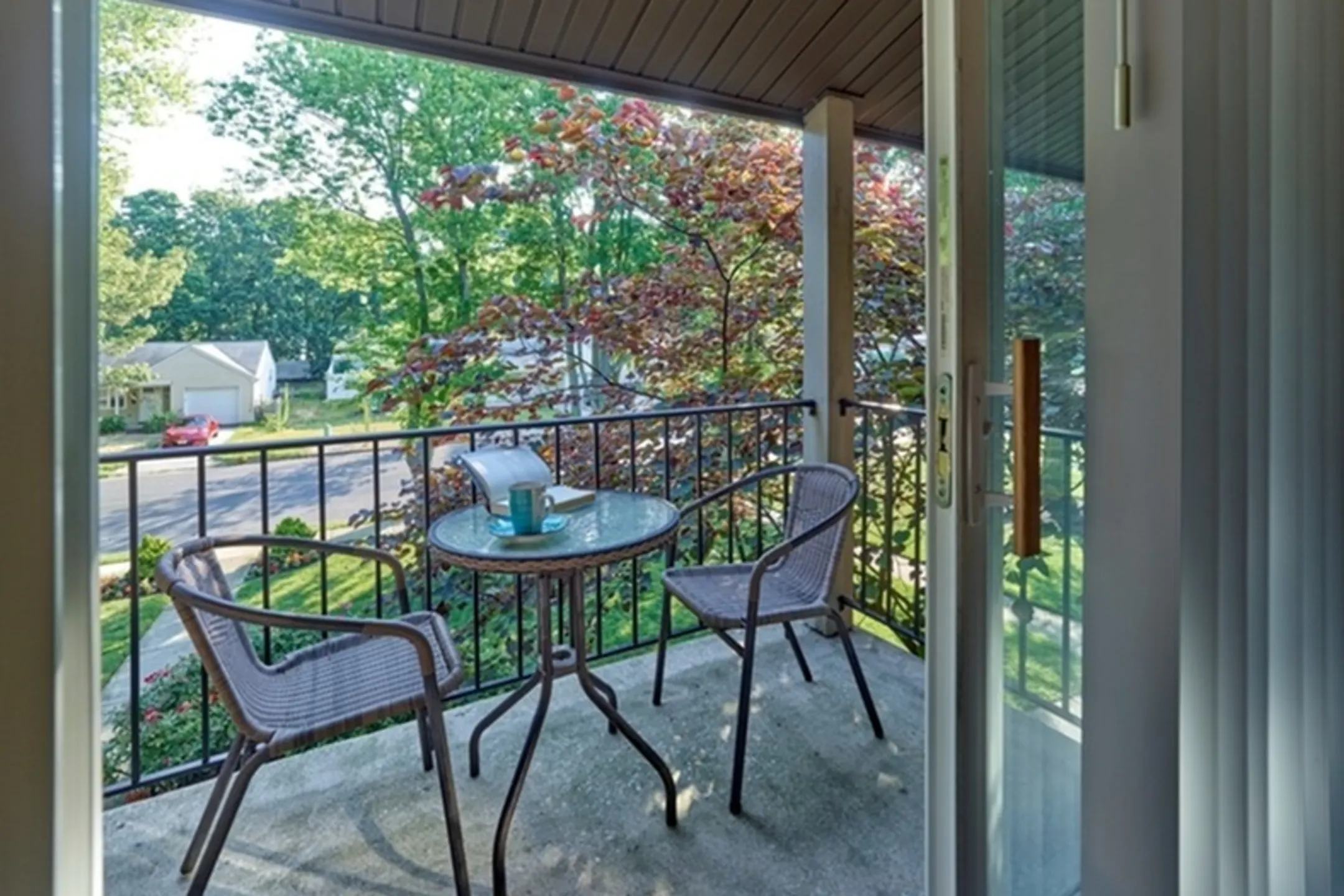 Sea Aire and Mystic Point Apartments and Townhomes 40 Chapman