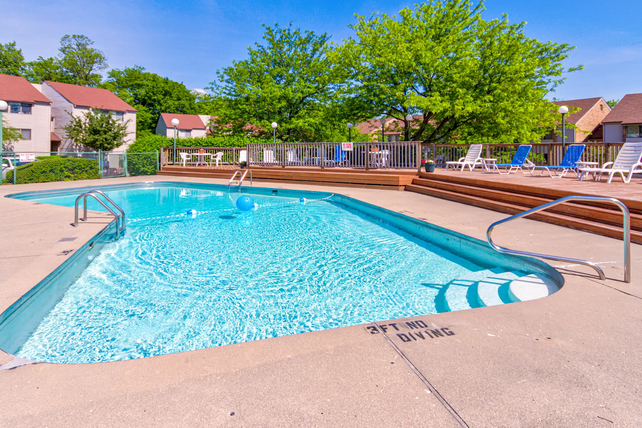 Pine Ridge Apartments Cincinnati, OH 45211