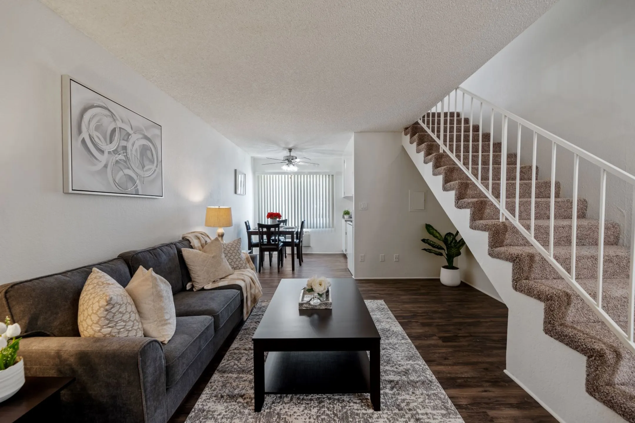 Living Room - The Newporter Apartments - Tarzana, CA
