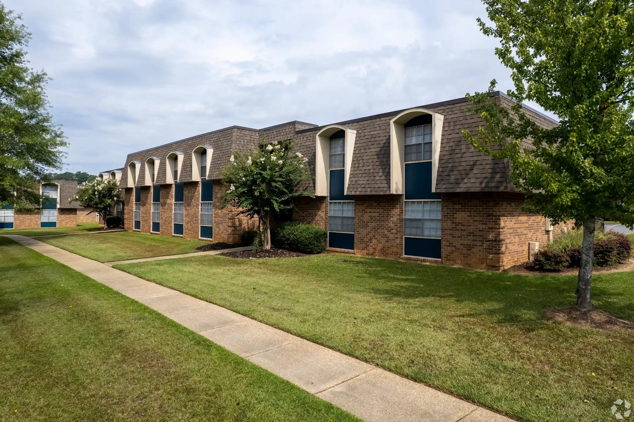 Oak Manor Apartment Homes Apartments Meridian, MS 39305