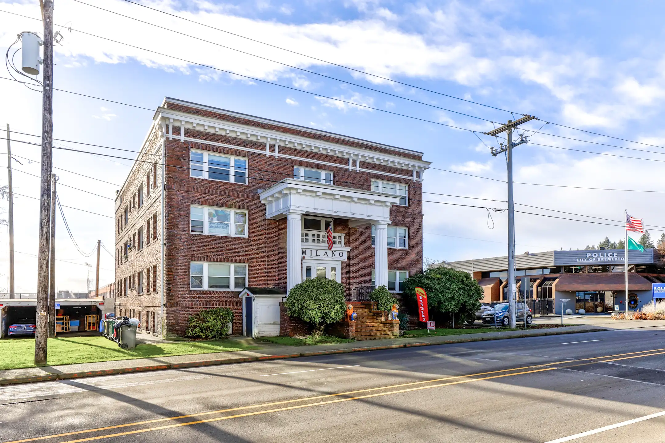 The Milano Apartments 1019 Burwell Street Bremerton, WA Apartments