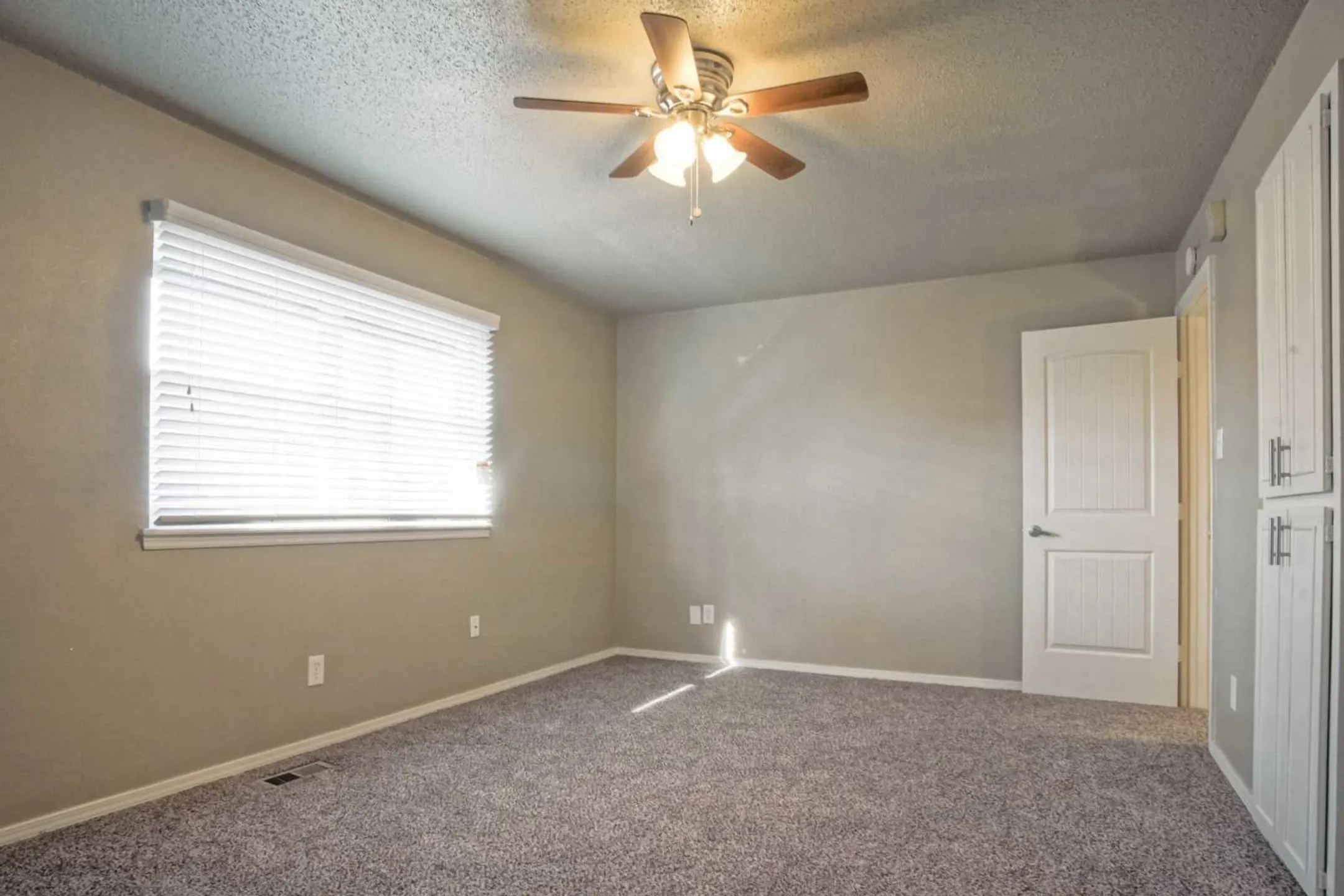 The Boulevard - 240 E 15th St | Edmond, OK Apartments for Rent | Rent.