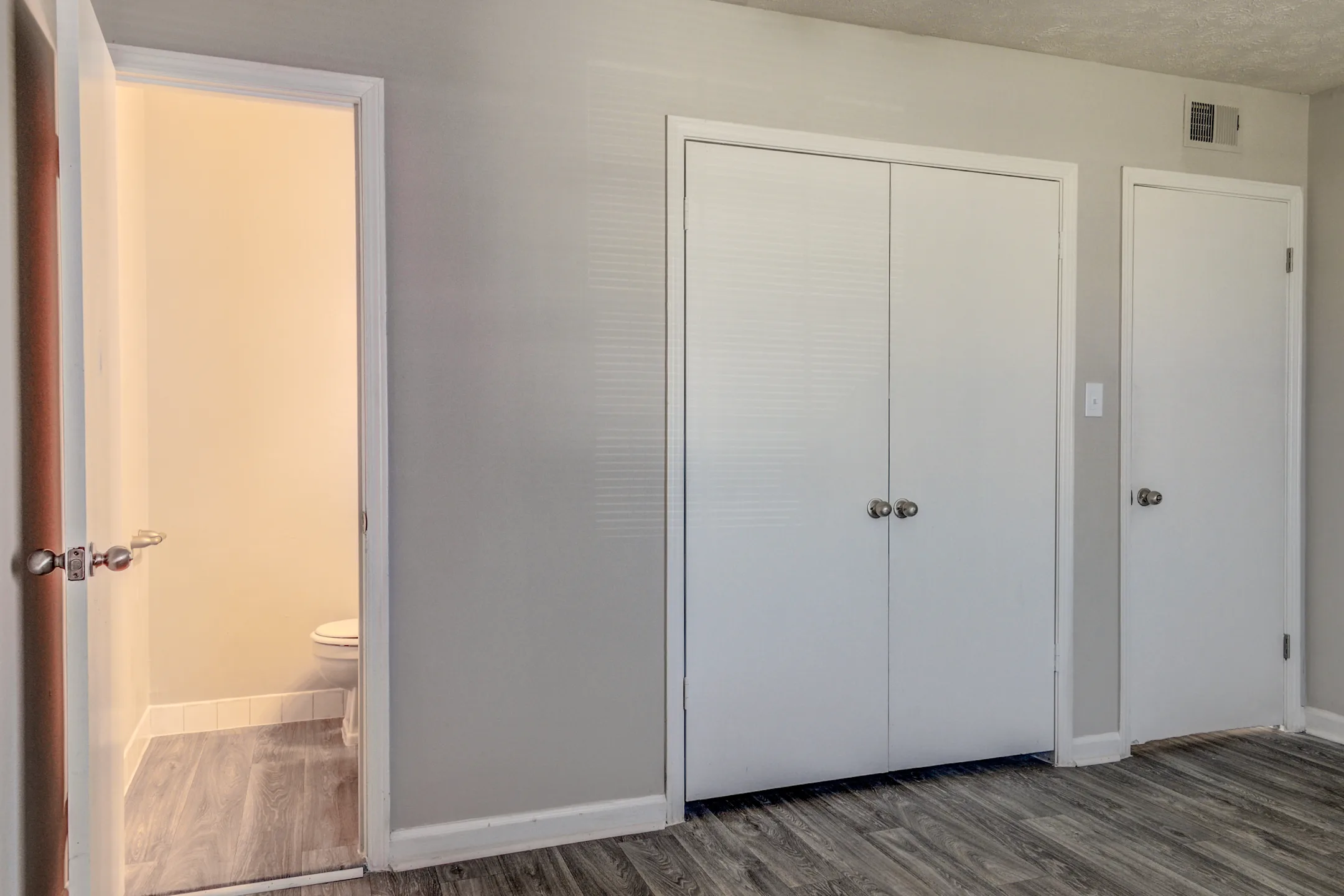 The Flats 235 Apartments Athens, GA 30606