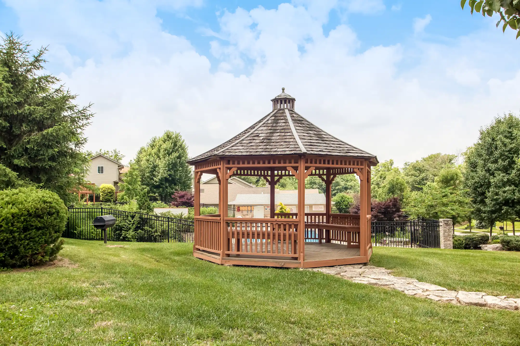 Deer Park Apartments Bloomington, IN 47401