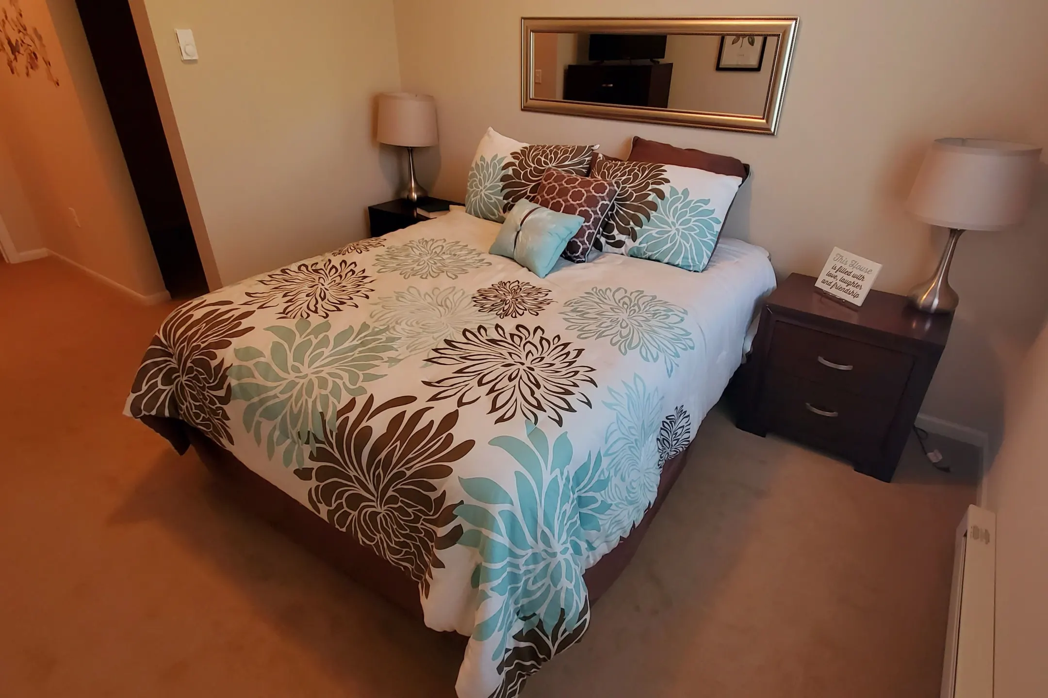 Bedroom - Eagle Crest Apartments - Williston, ND