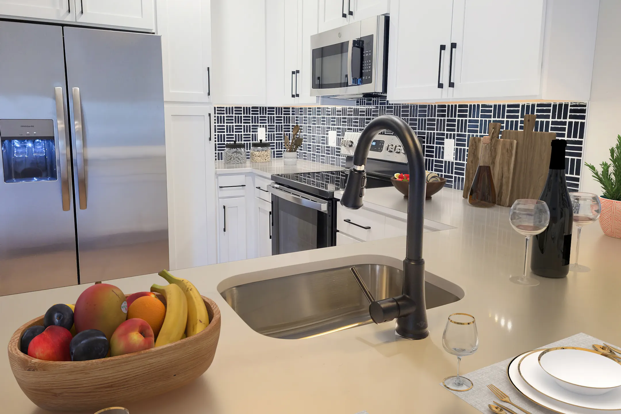 The Fritz Apartments 601 Lancaster Ave. Berwyn, PA Apartments for