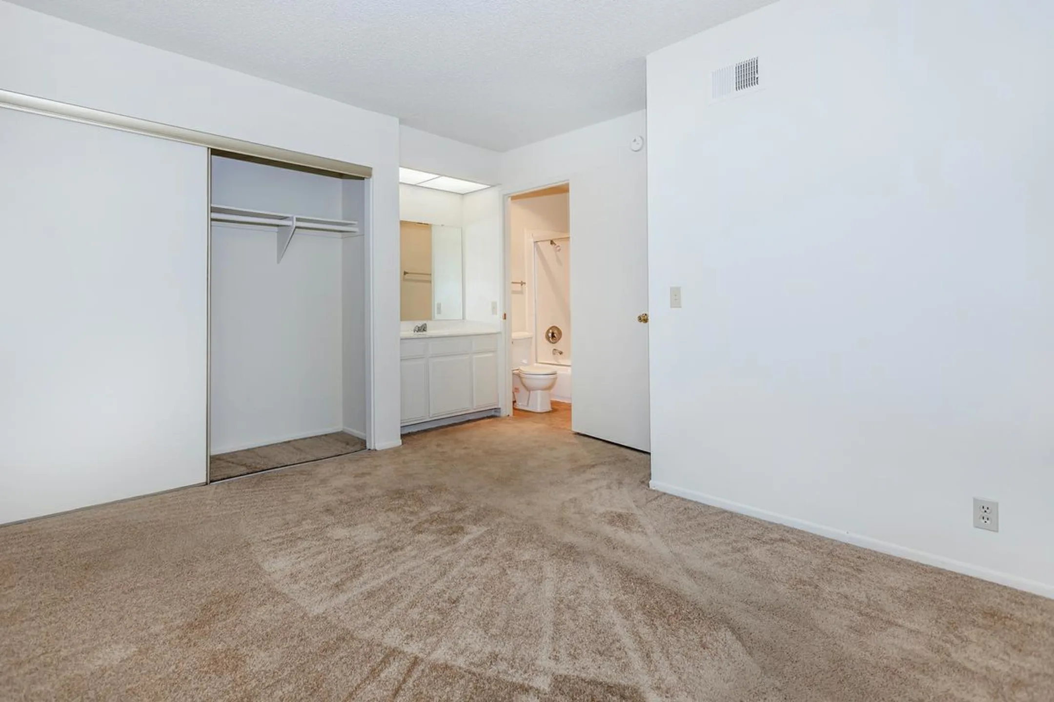 The Timbers Apartments Oxnard, CA 93036