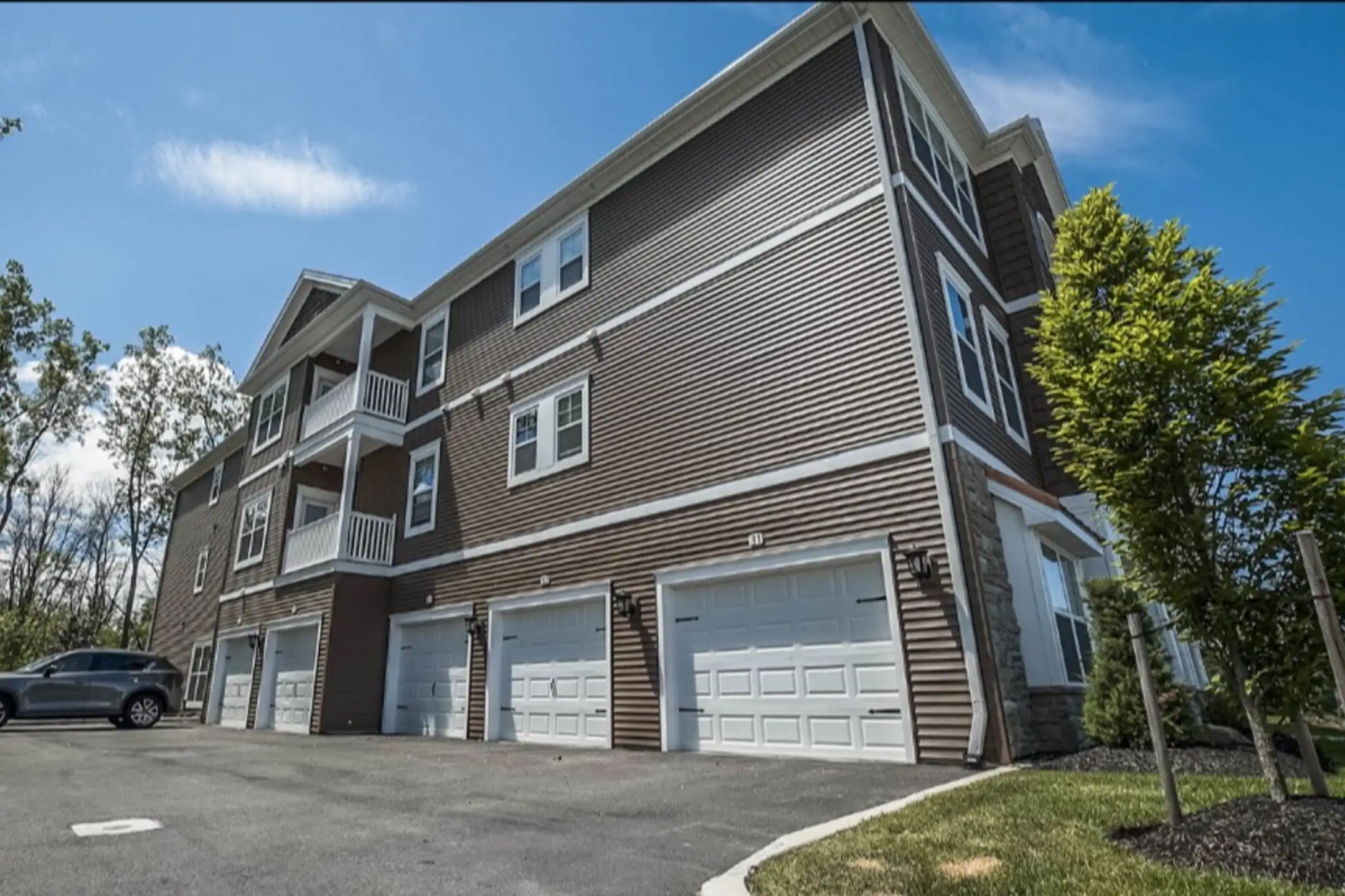 Clifton Heights Apartments 4819 Southwestern Blvd Hamburg, NY