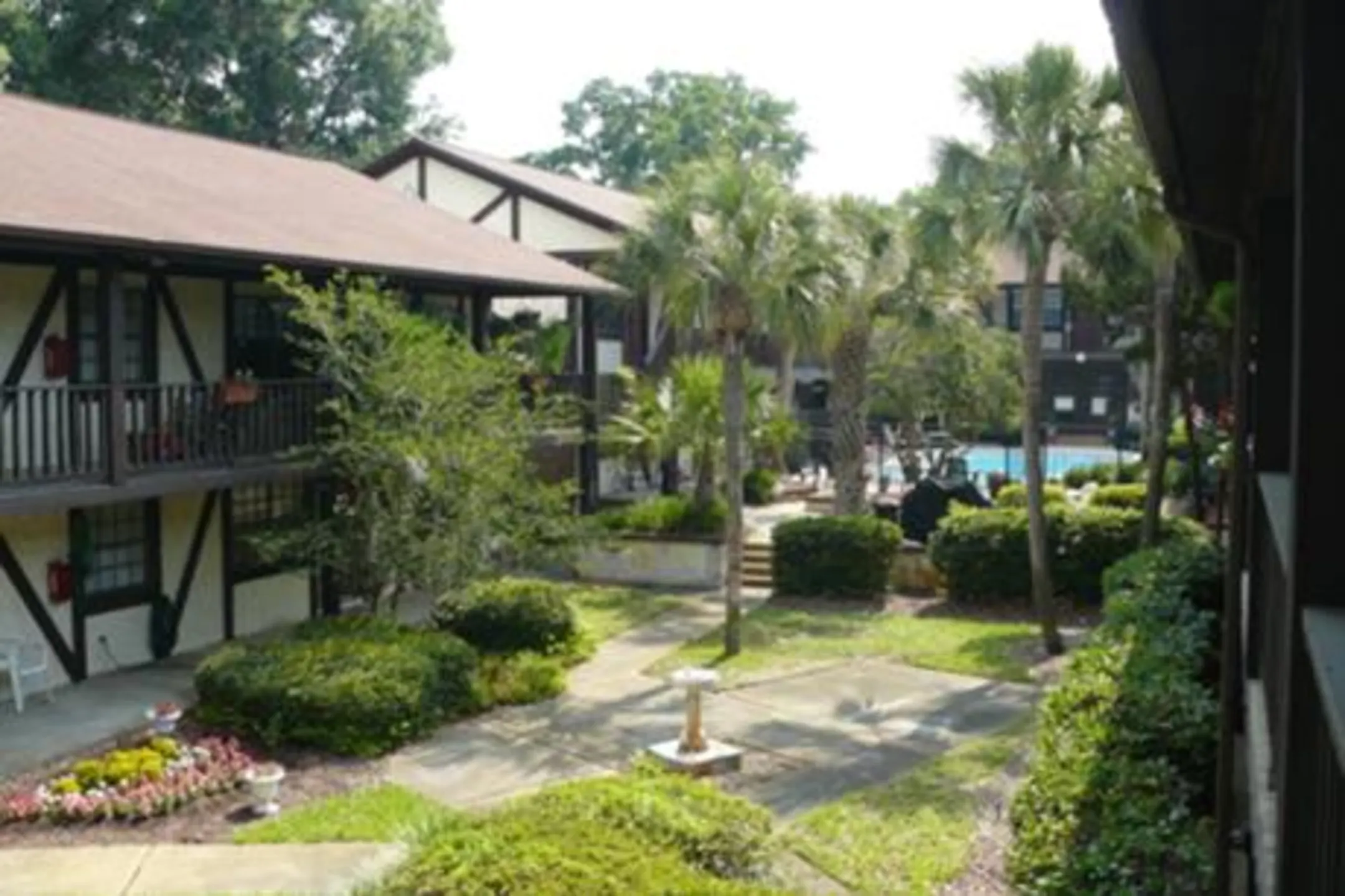 Lyn Village Apartments (Florida) 201 S Amelia Ave Deland, FL