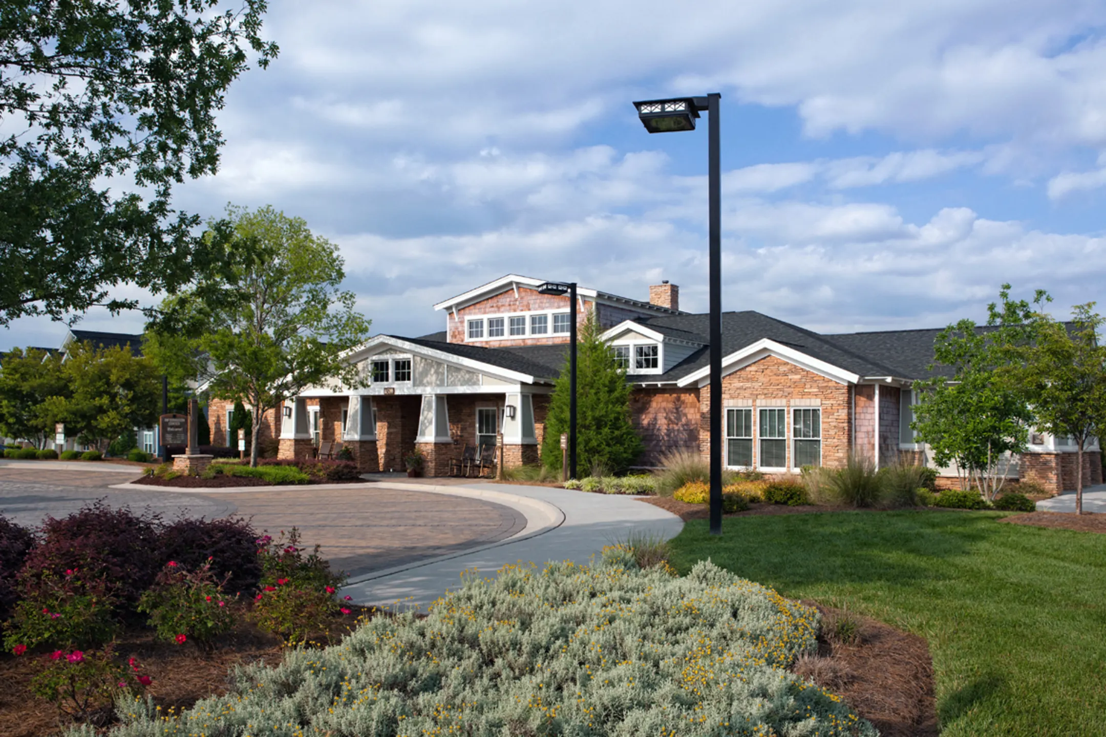 Bexley Village At Concord Mills Luxury Apartments - Concord, NC