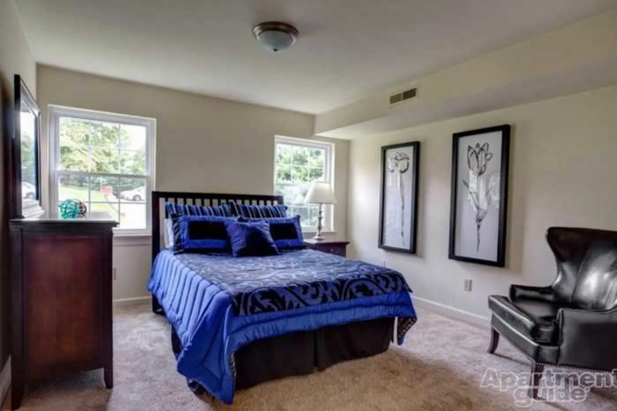 Bedroom - Brandon Point Apartments - Roanoke, VA