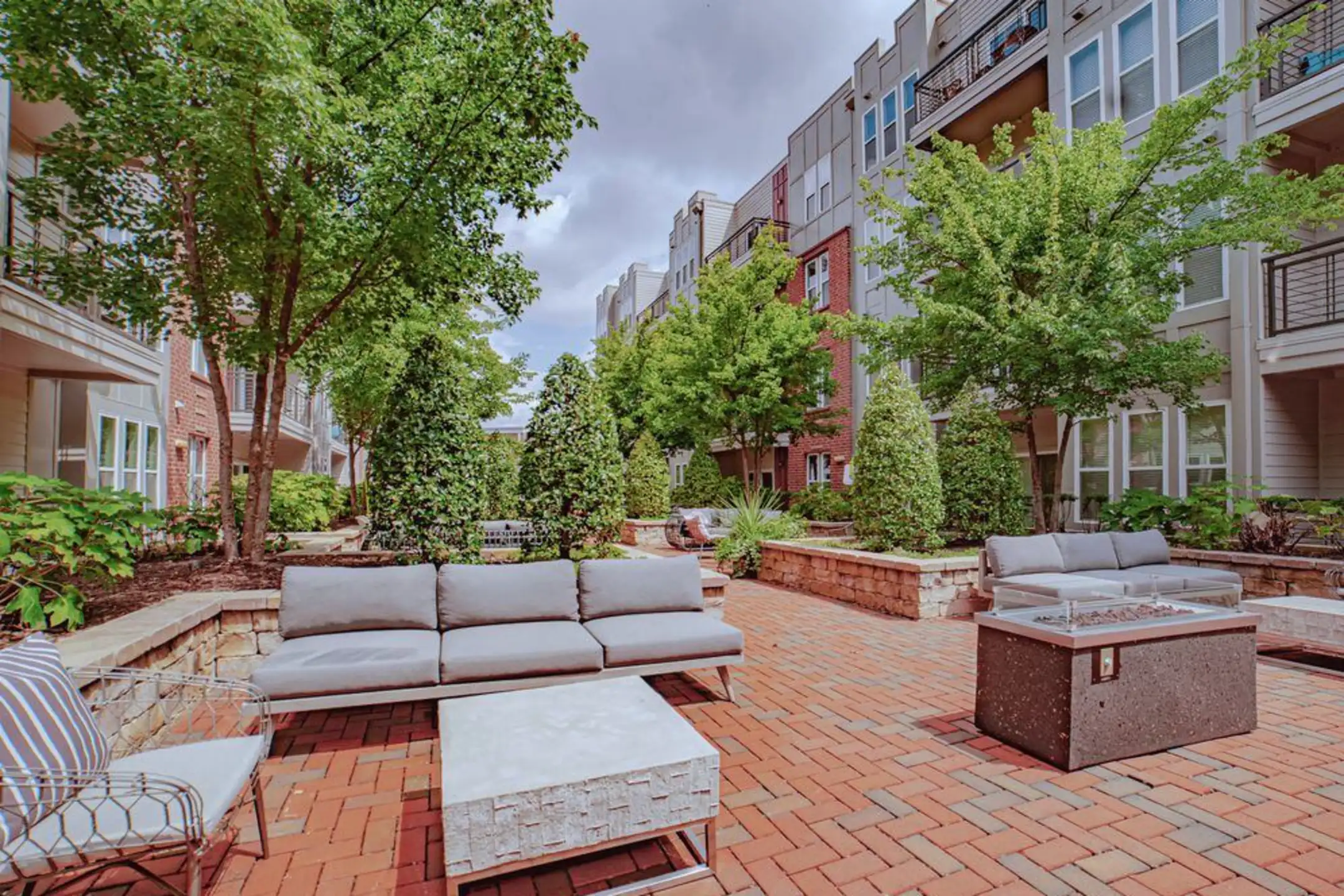 AVA South End Apartments Charlotte, NC 28203