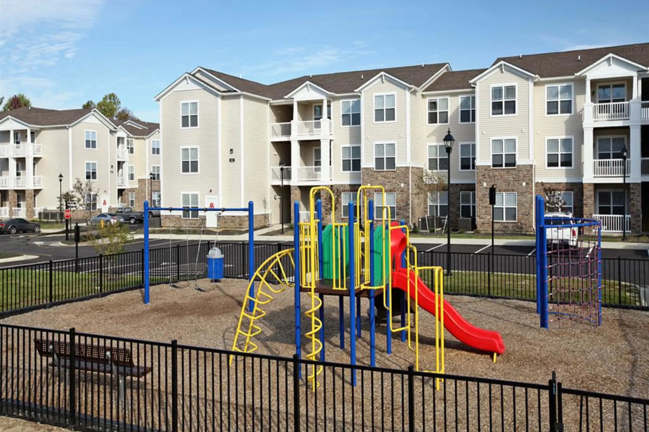 Addison Crater Woods Apartments Petersburg, VA 23805