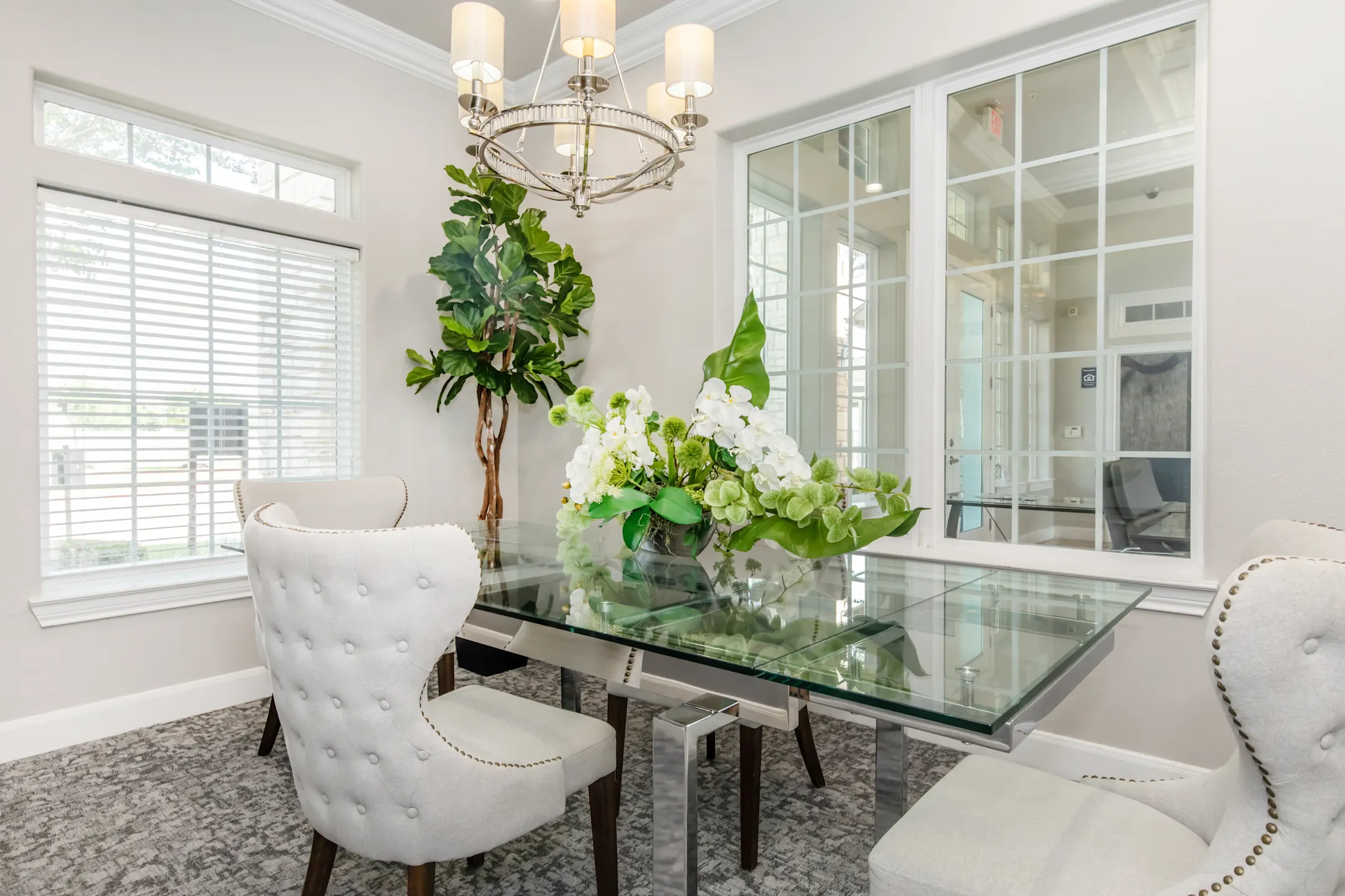 The Residence at Lake Jackson Apartments Lake Jackson, TX 77566