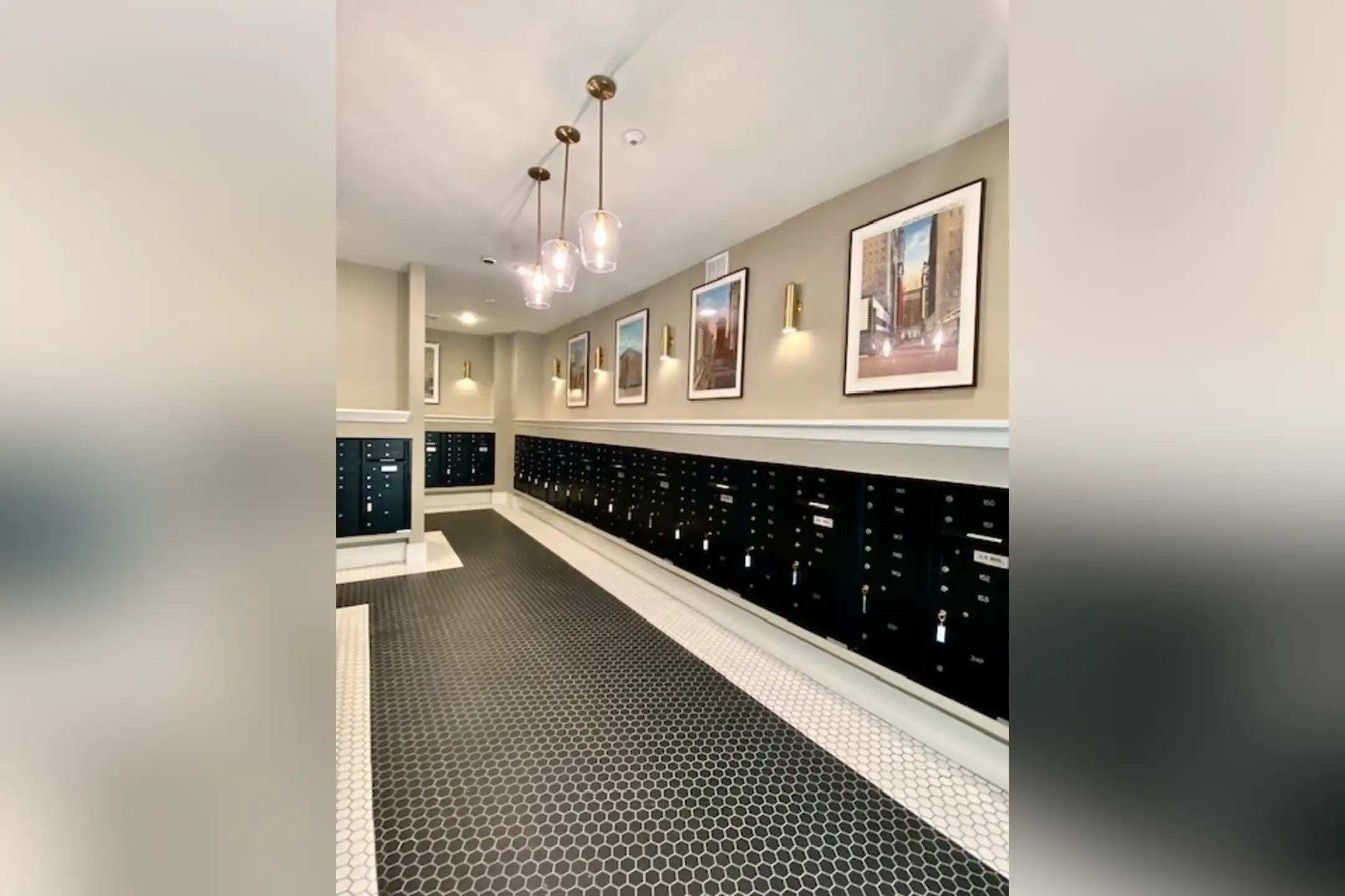 The Oaks in Dallas (Active 62+ Living Community) - Dallas, TX