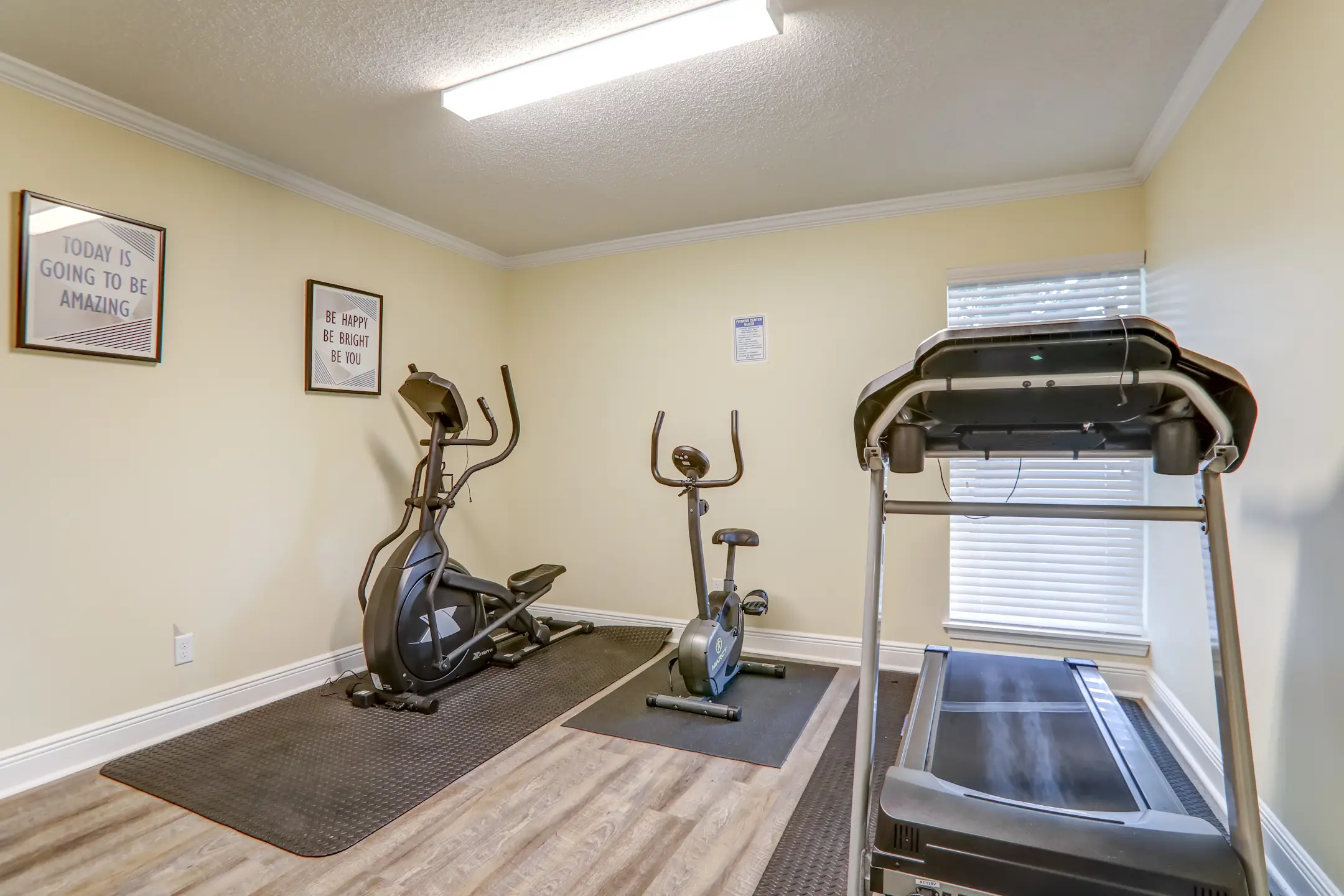 Oak Grove Place Apartments Hattiesburg, MS 39402