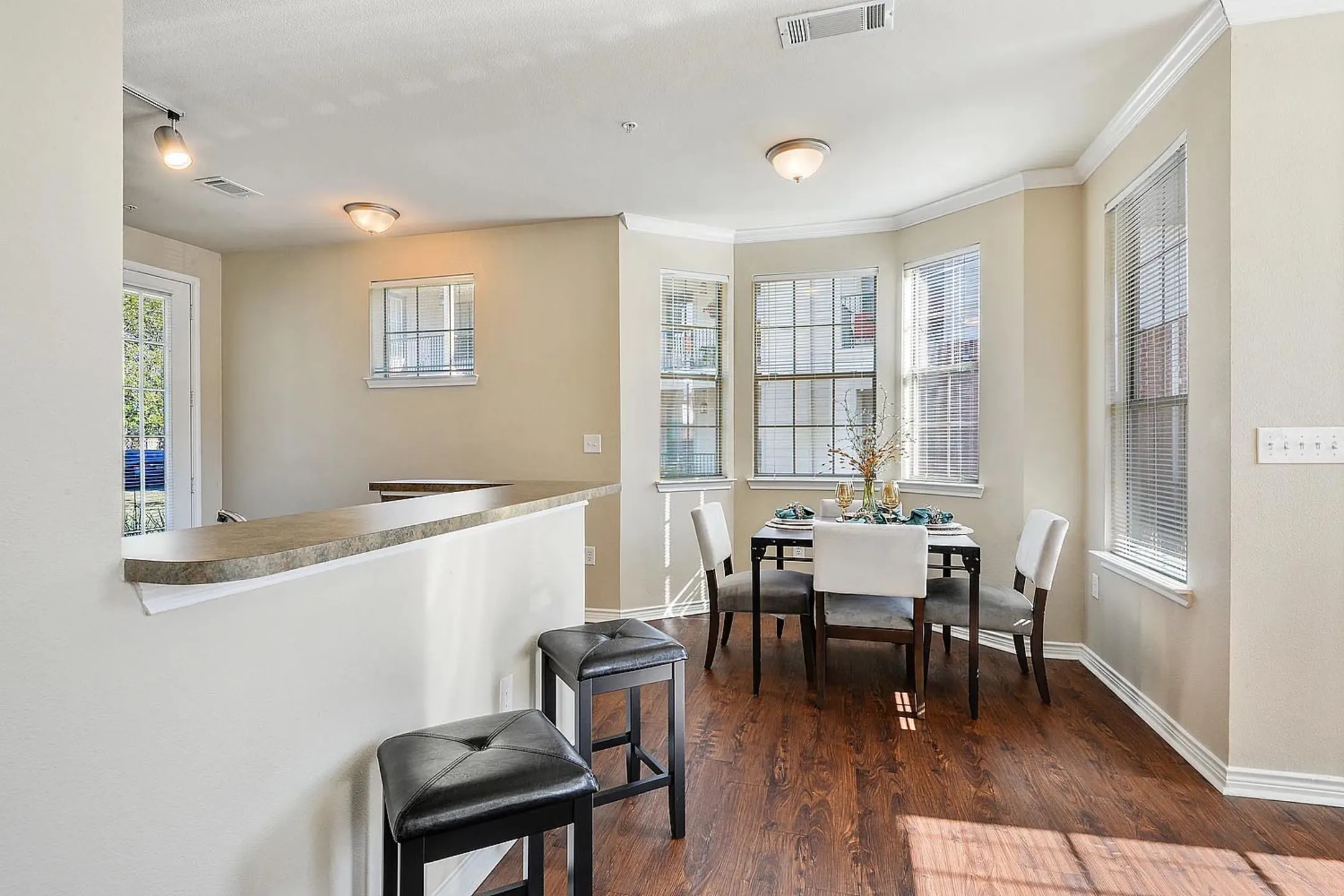 Zachary Parkside Apartments Zachary, LA 70791