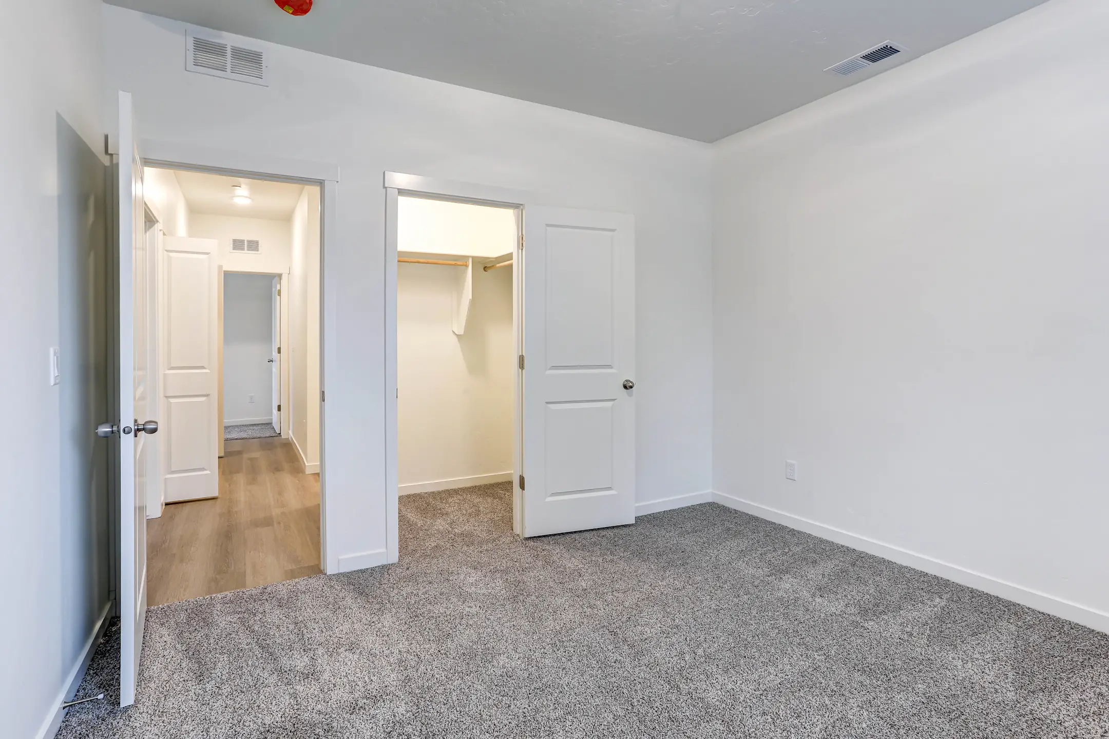 Hawks Landing 9848 West Sand Hill Drive Nampa, ID Apartments for