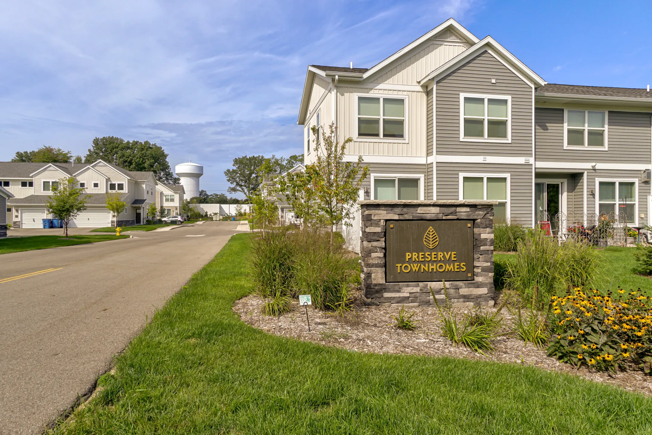 Preserve Townhomes 14840 Cleveland St. Spring Lake, MI Townhomes