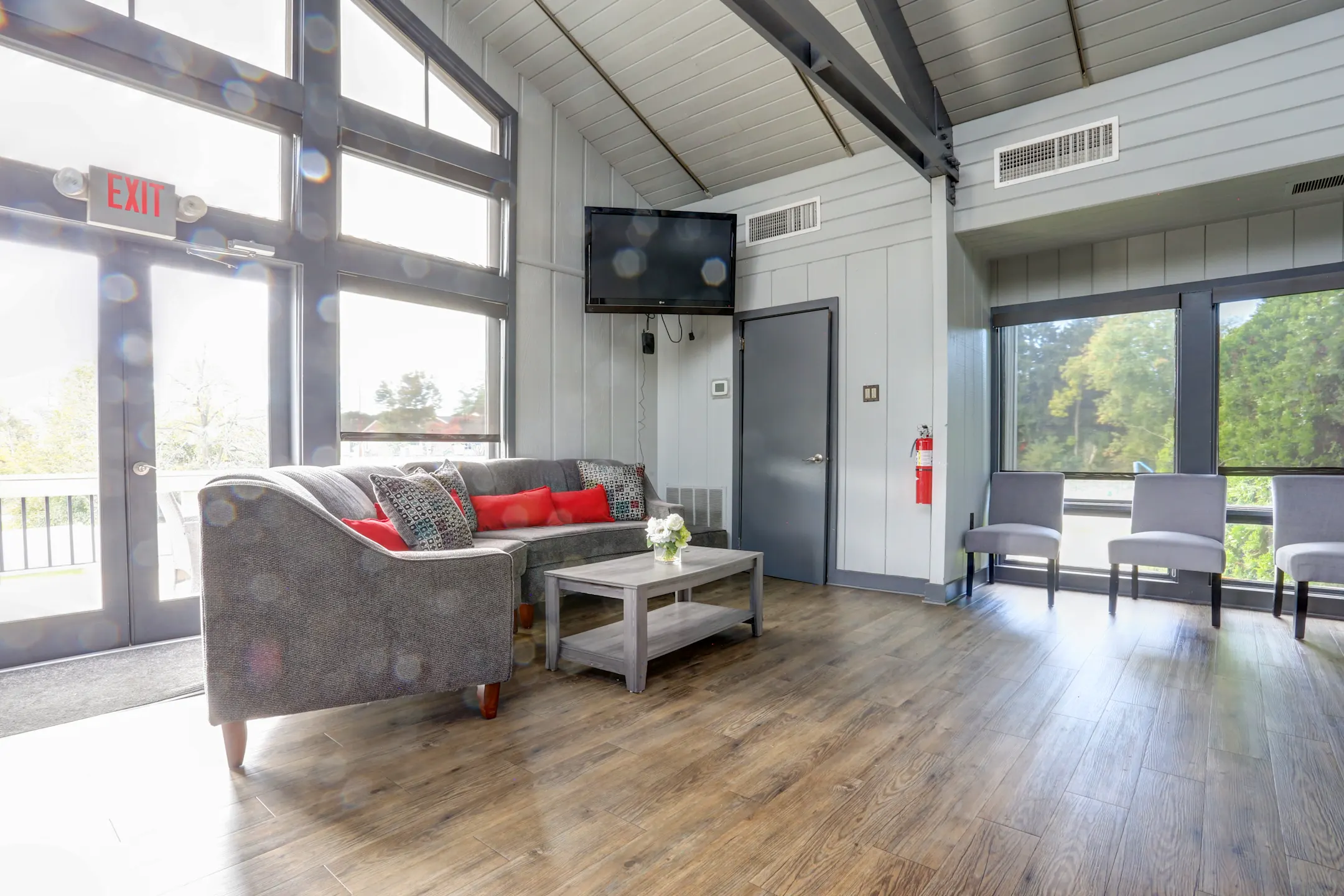 Spring Ridge Apartments Whitehall, PA 18052