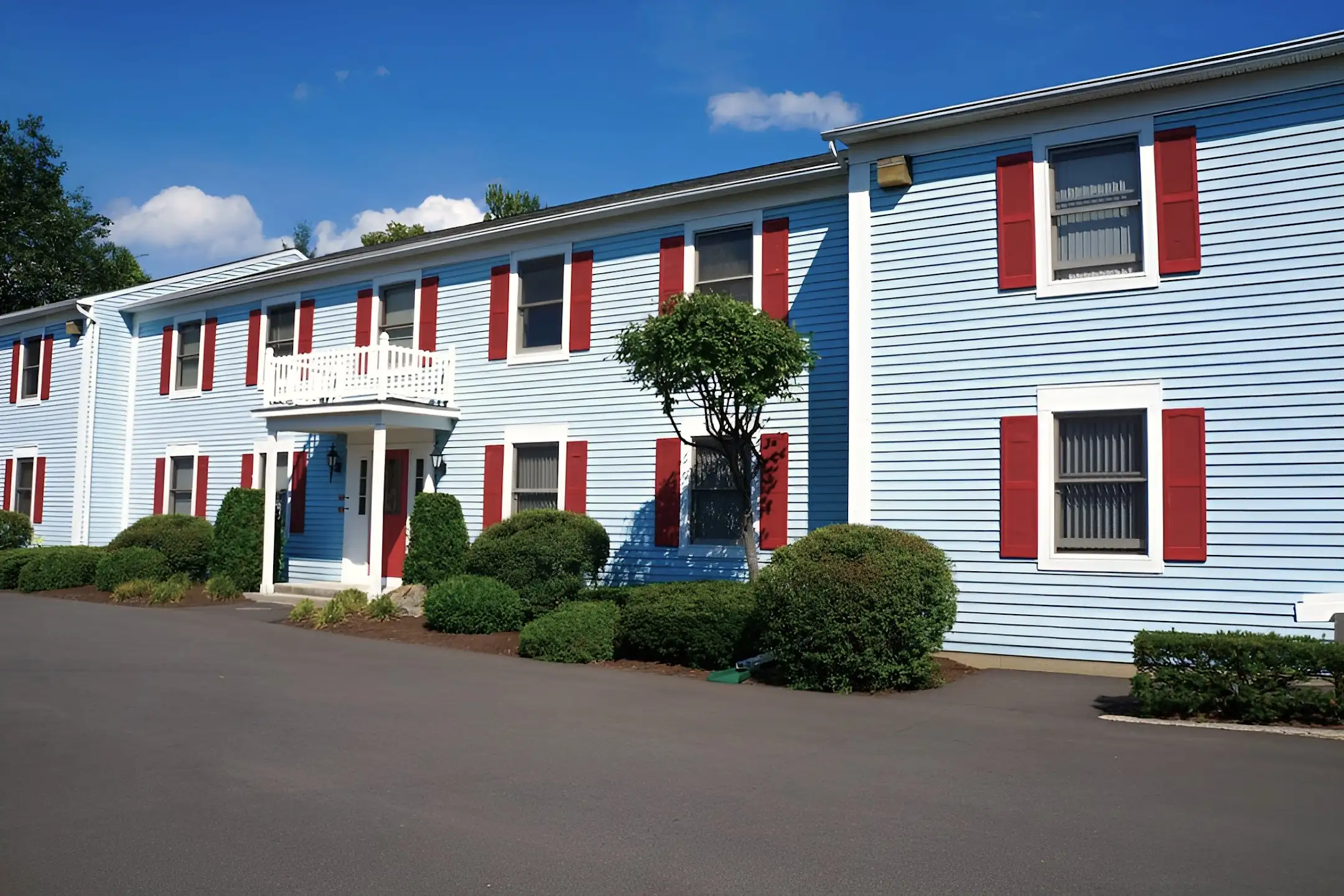 Building - Court Royale - Schenectady, NY