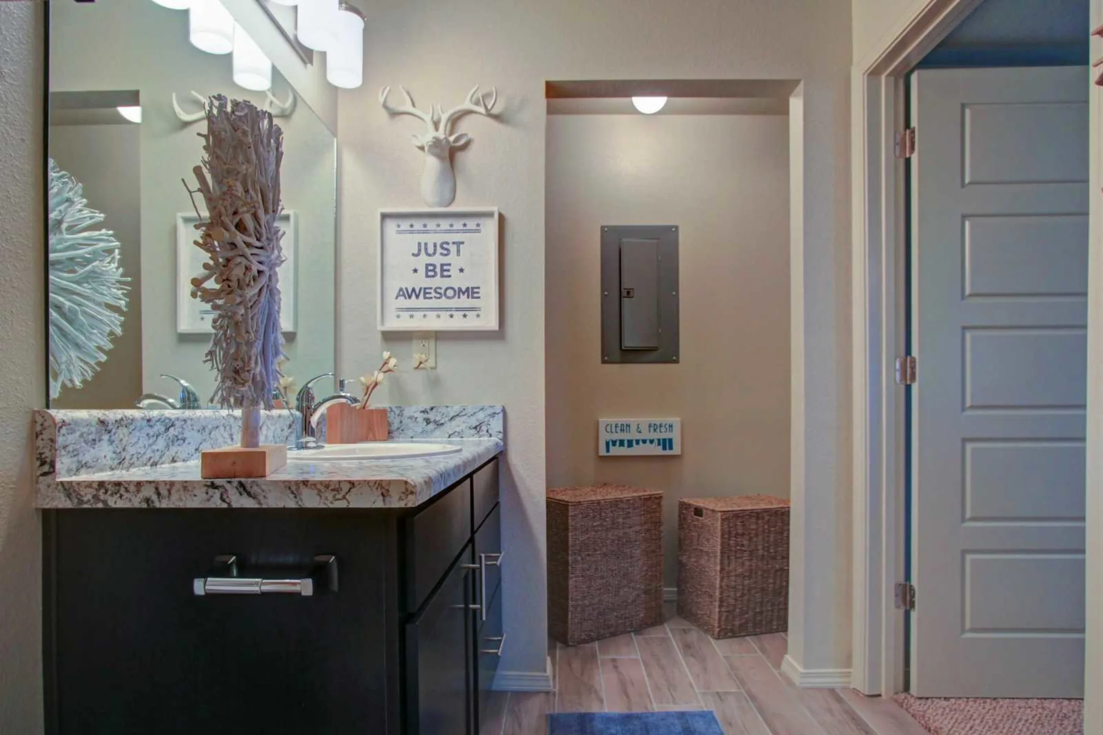 Bathroom - The Icon at Broken Arrow - Broken Arrow, OK