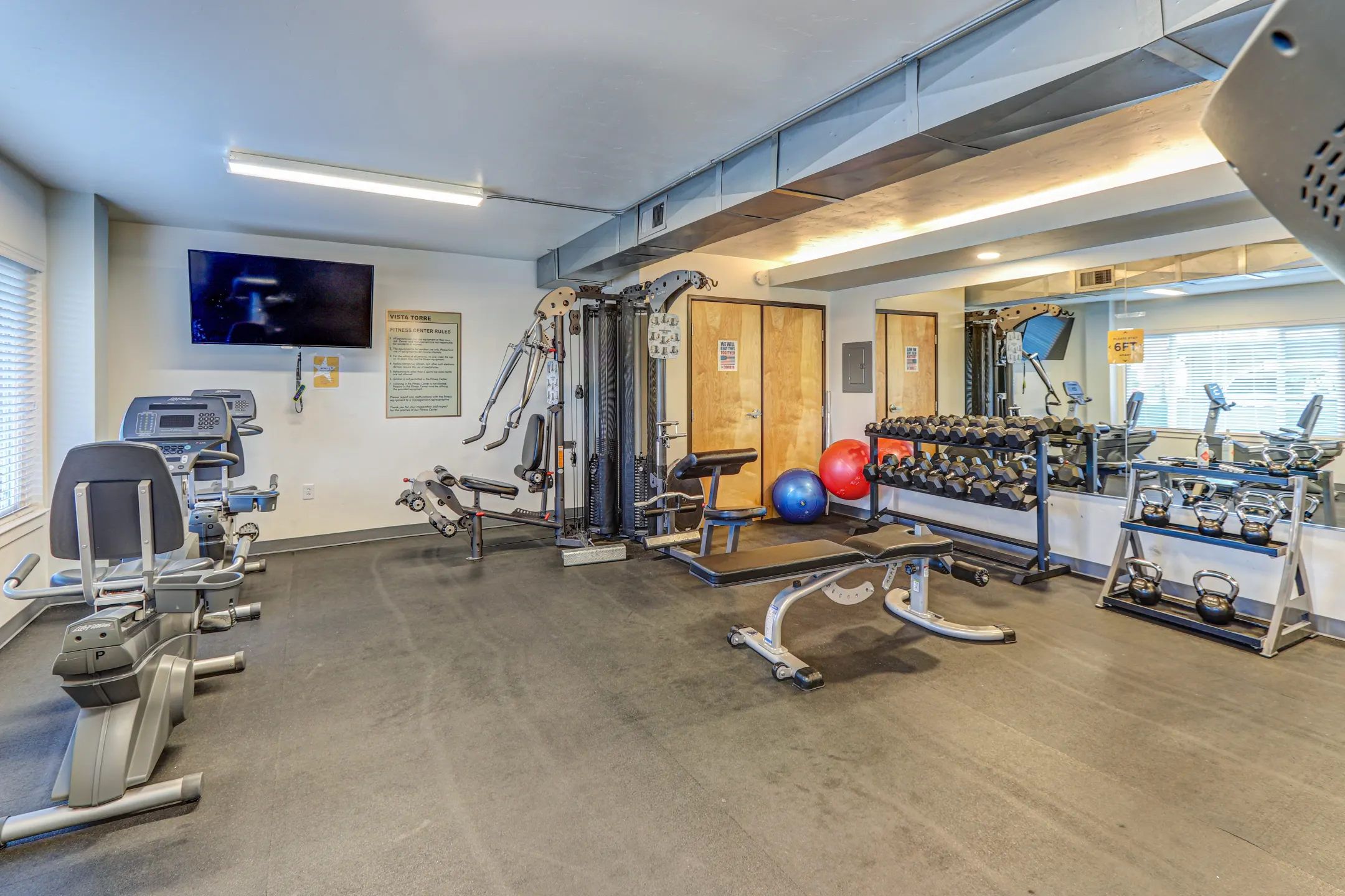 Fitness Weight Room - Vista Torre - Carmichael, CA