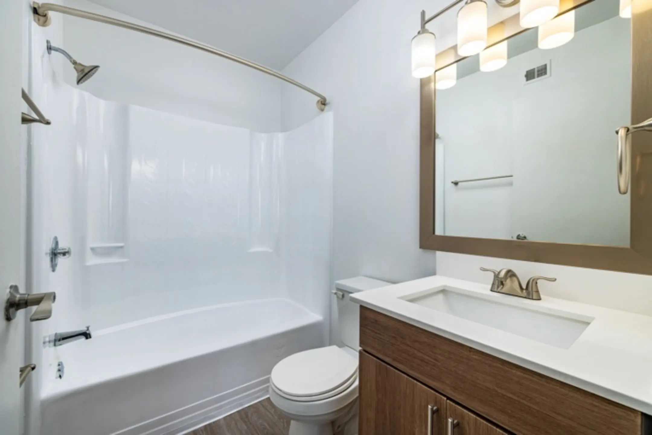 skye-oaks-110-summerfield-way-brandon-fl-apartments-for-rent-rent