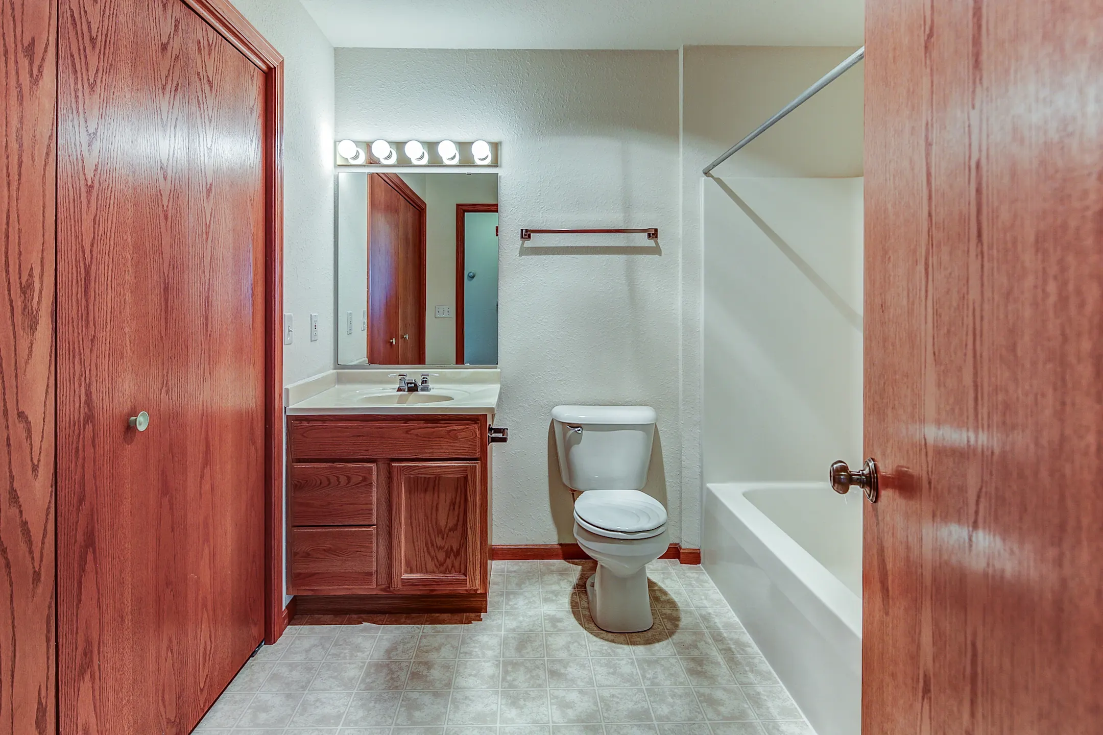 Audubon Park Apartments and Townhouses 201 Air Park Dr Watertown