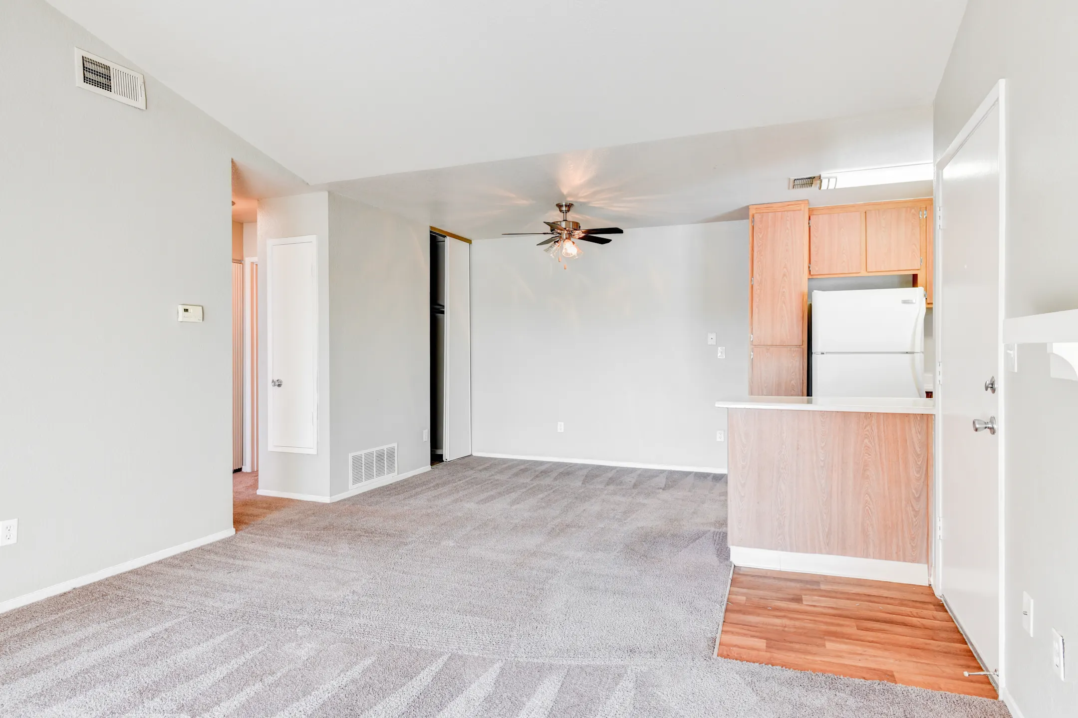 Mosaic Apartments 1128 E Leland Rd Pittsburg, CA Apartments for