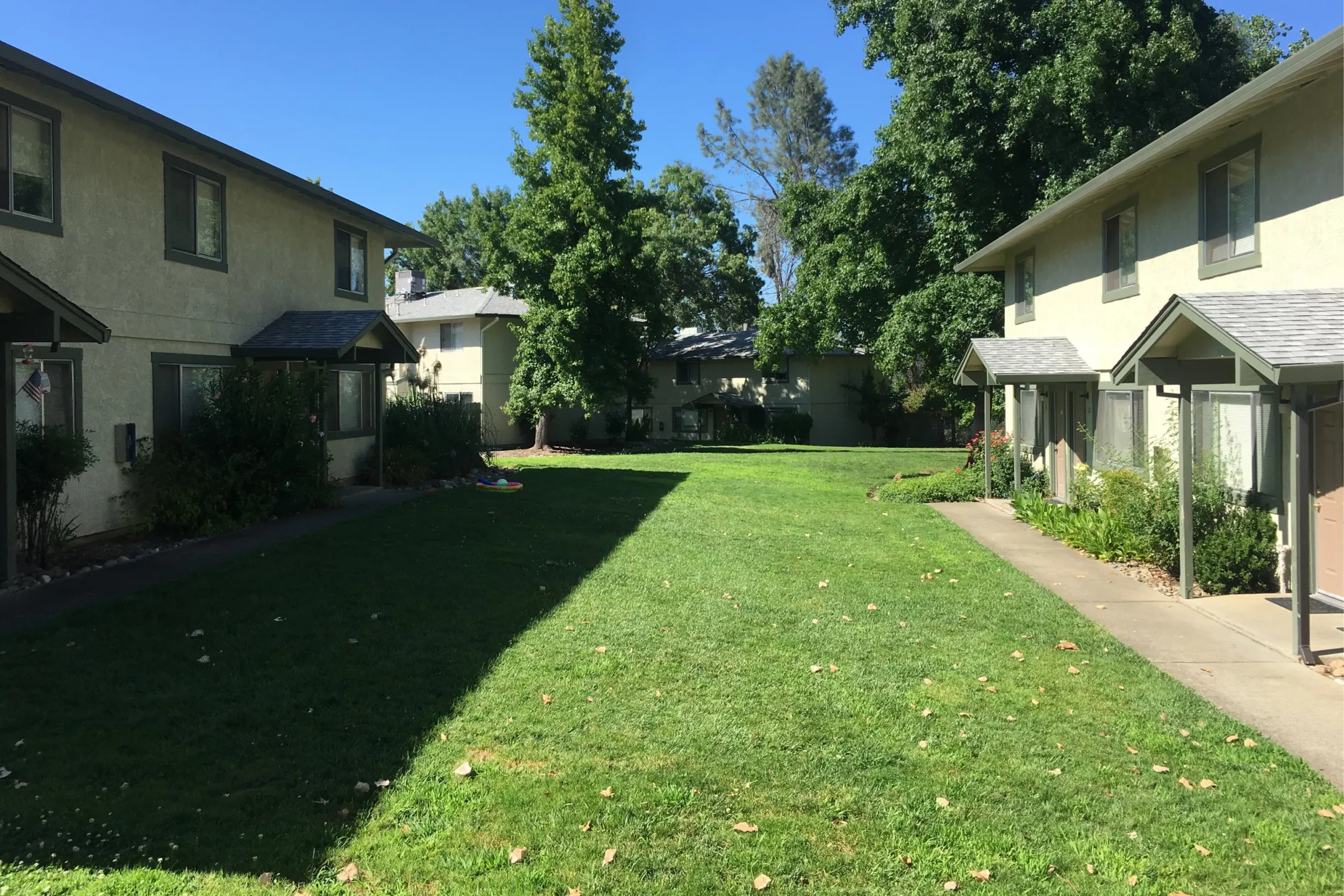Heather Ridge Apartments 830 SAINT MARKS ST Redding, CA Apartments