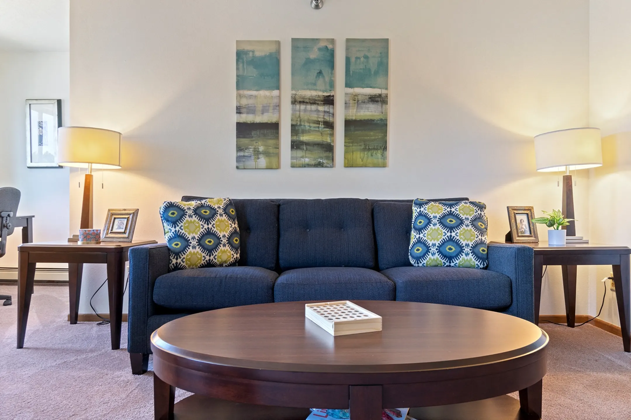 Somerset Properties 1405 19th Ave SE Willmar, MN Apartments for