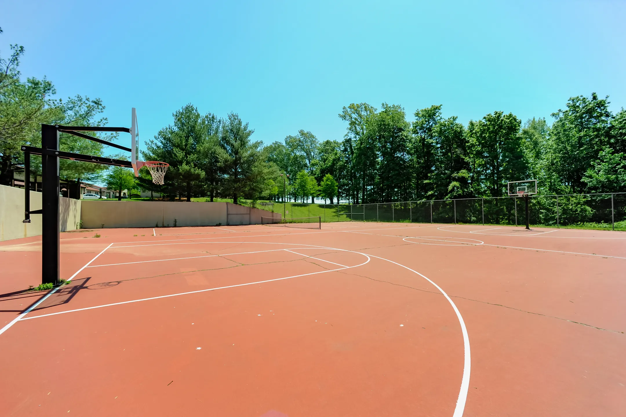 Basketball Court - Mission Viejo Villas - Evansville, IN