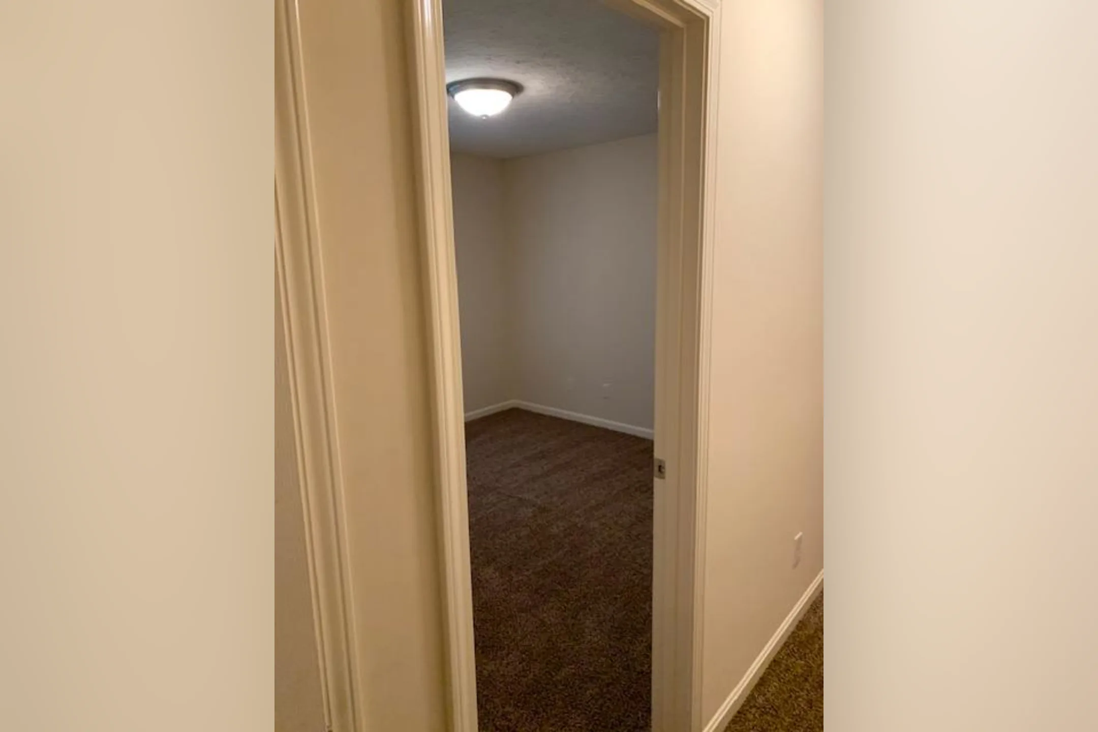 Bedroom - The Meadows - Georgetown, IN