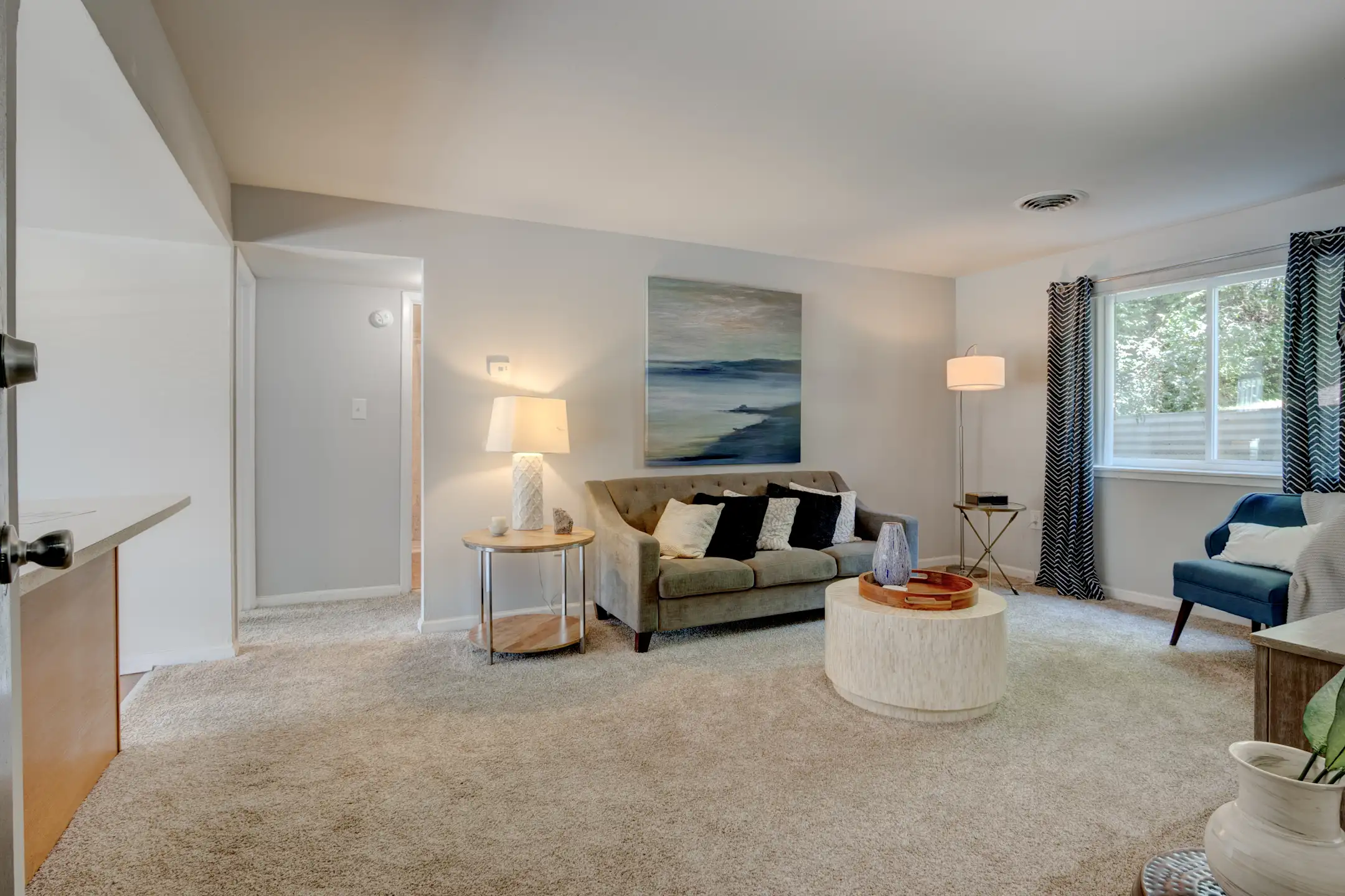 Living Room - OAKS AT OXON HILL - Oxon Hill, MD