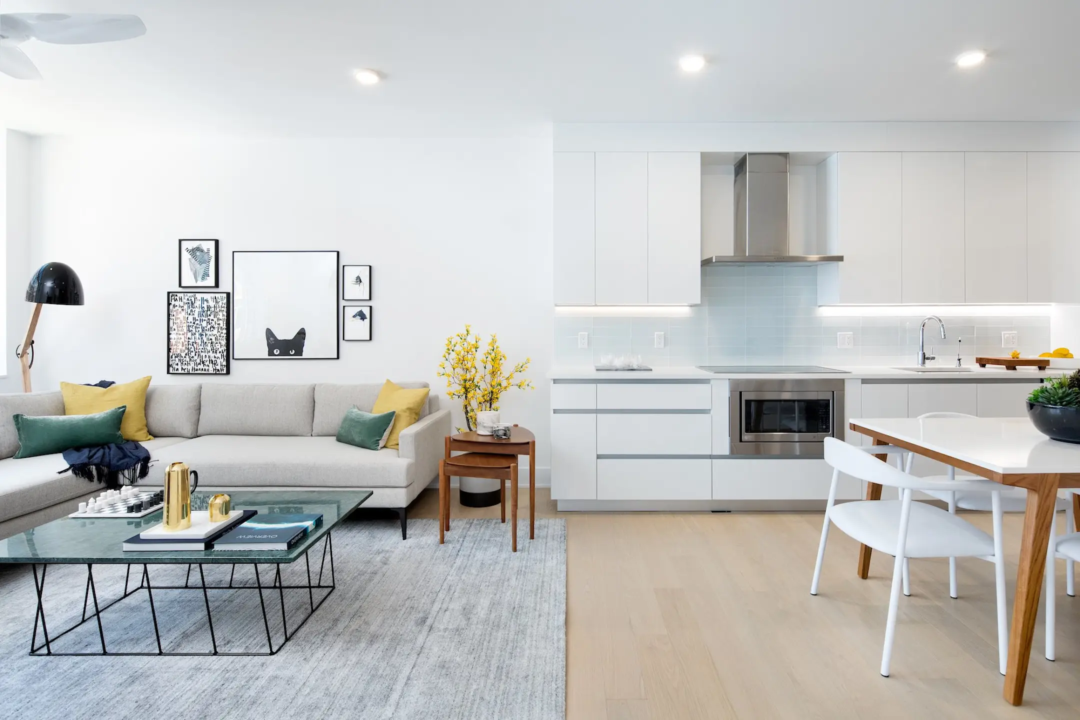 Living Room - The Duchess - North Bergen, NJ