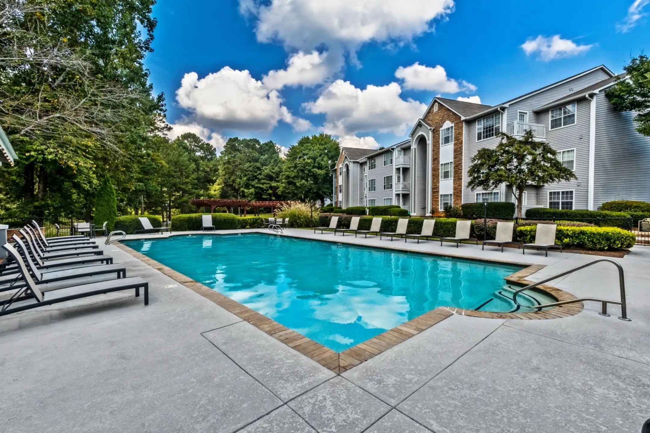 Lullwater At Calumet Apartments Newnan, GA 30263