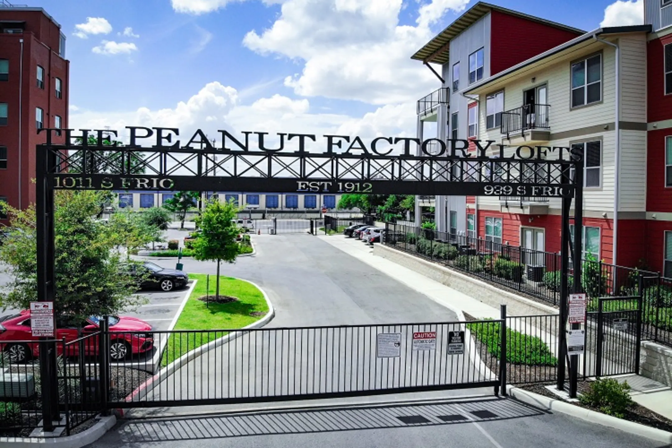 Peanut Factory Lofts - San Antonio, TX