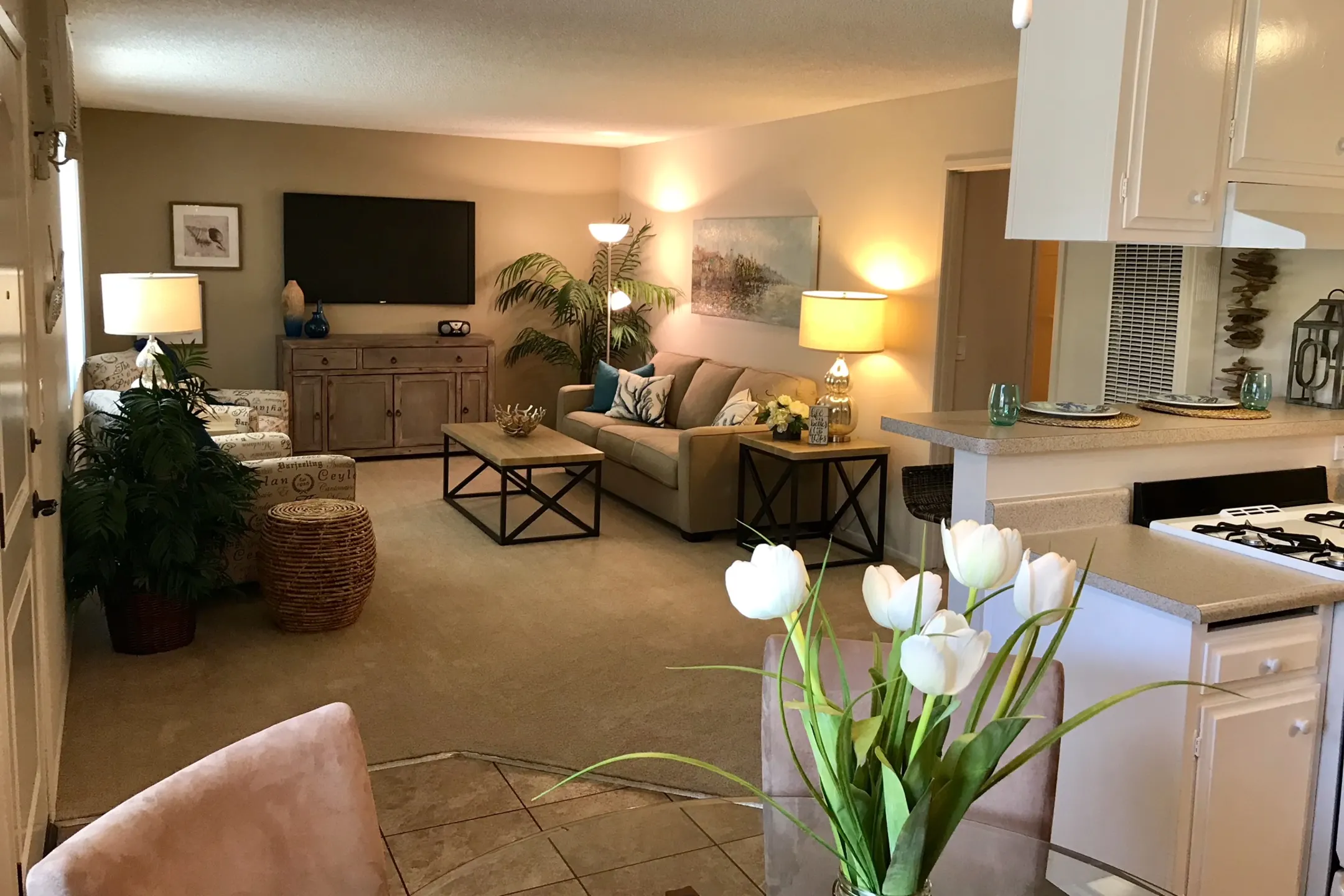 Living Room - Casa De Jerardo - Riverside, CA
