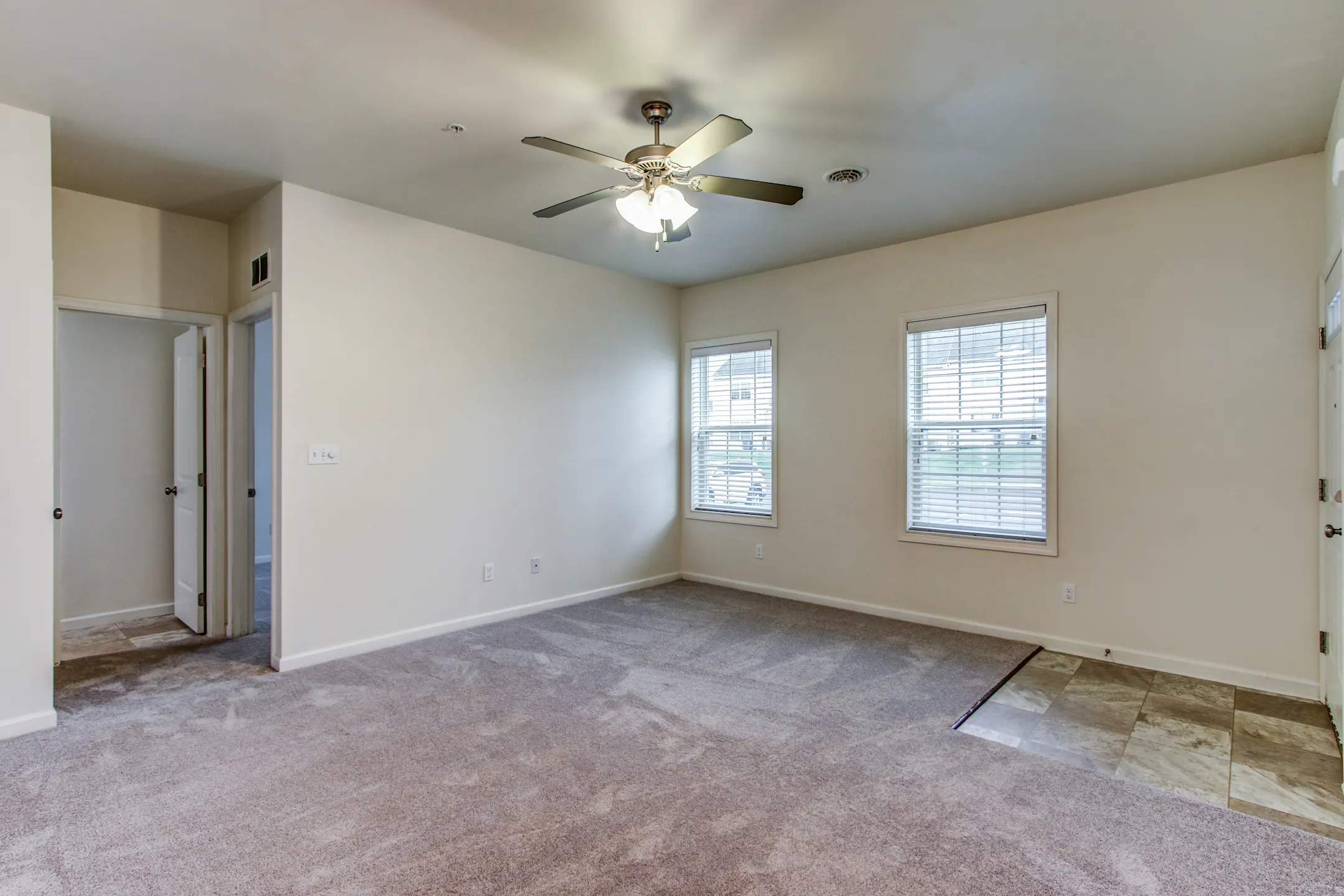 Fox Ridge Apartments and Townhomes Apartments Lebanon, PA 17042