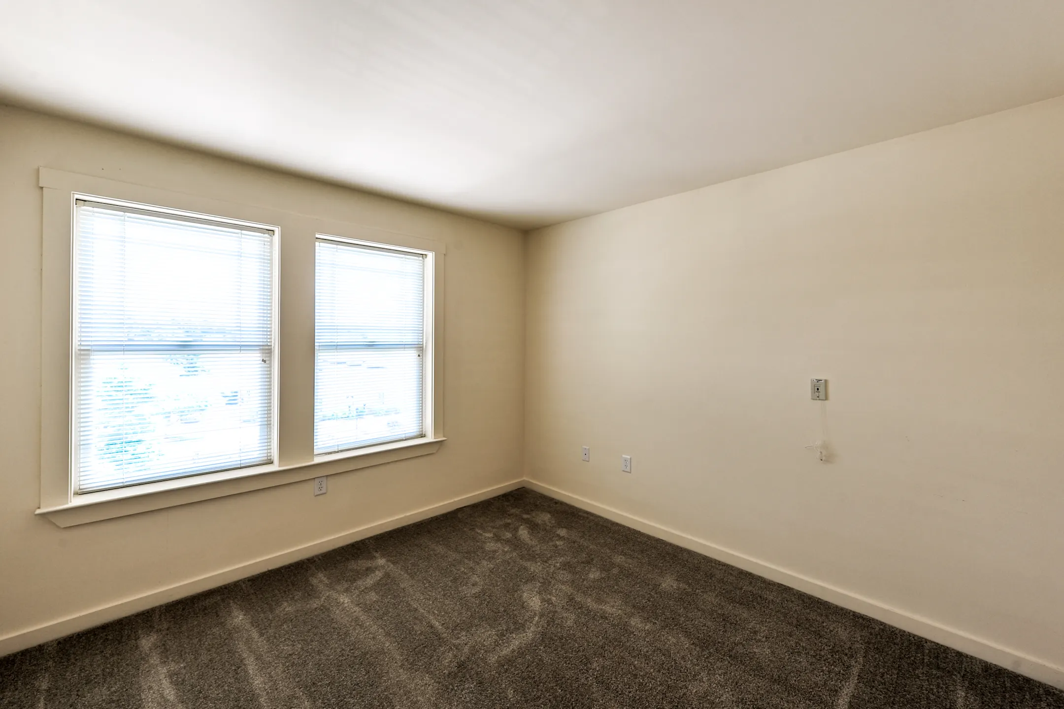 Market Square III Senior Housing 7101 Bensley Commons Lane North