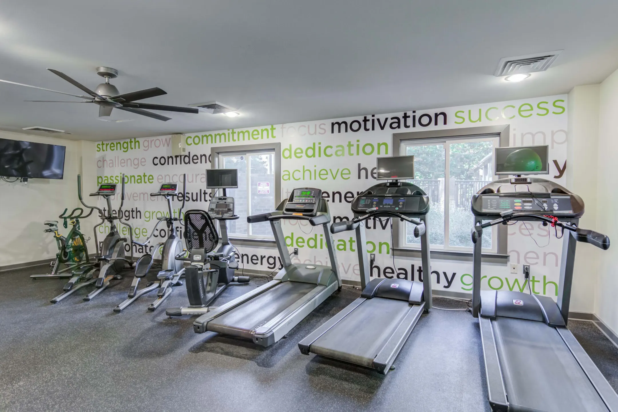 Fitness Weight Room - The Point at Beaufont - Richmond, VA